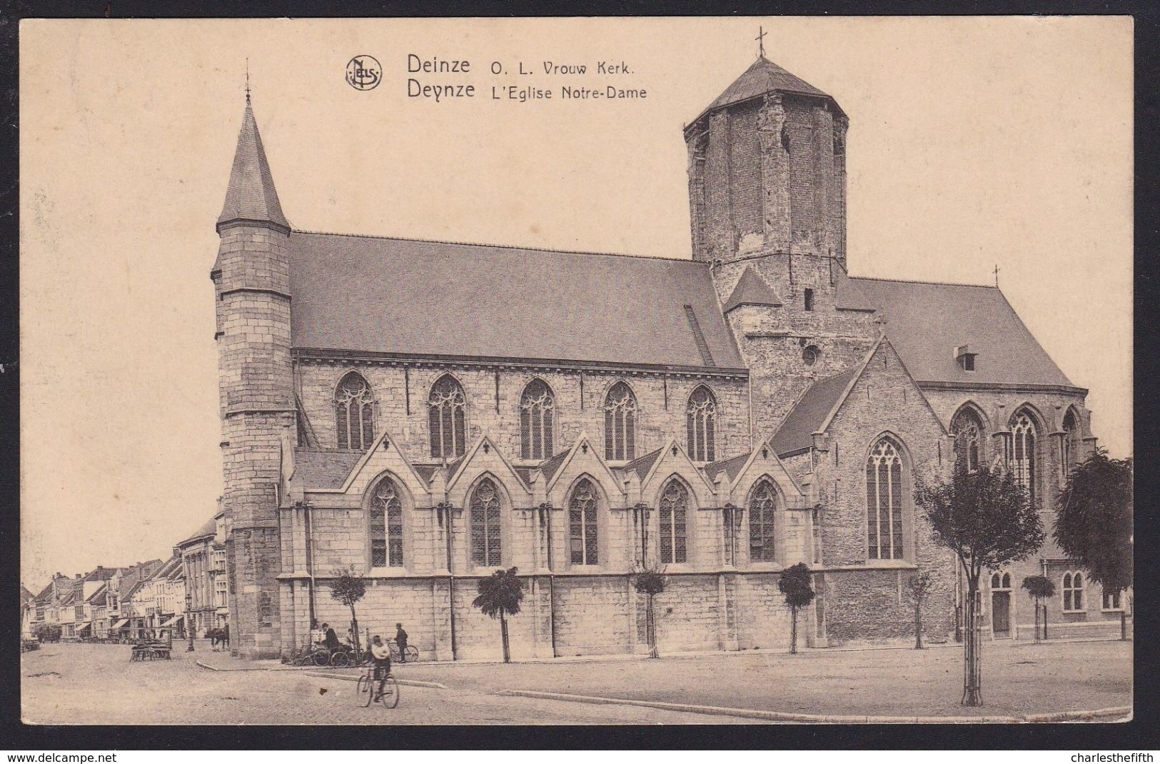 DEINZE - ONZE LIEVE VROUW KERK - Fietser - Bicyclette - Deinze