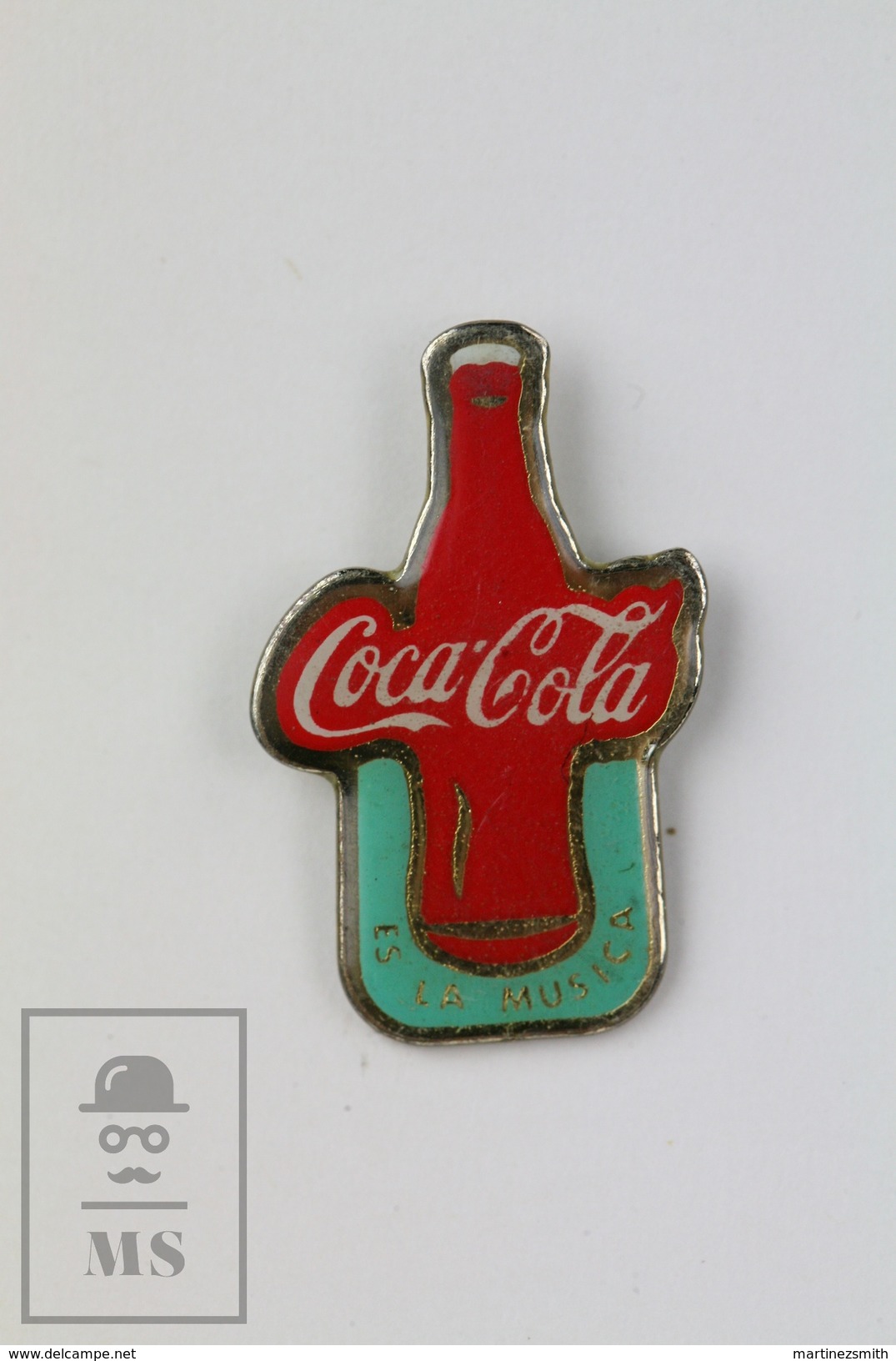 Coca Cola Spanish Advertising Pin Badge - Coca-Cola