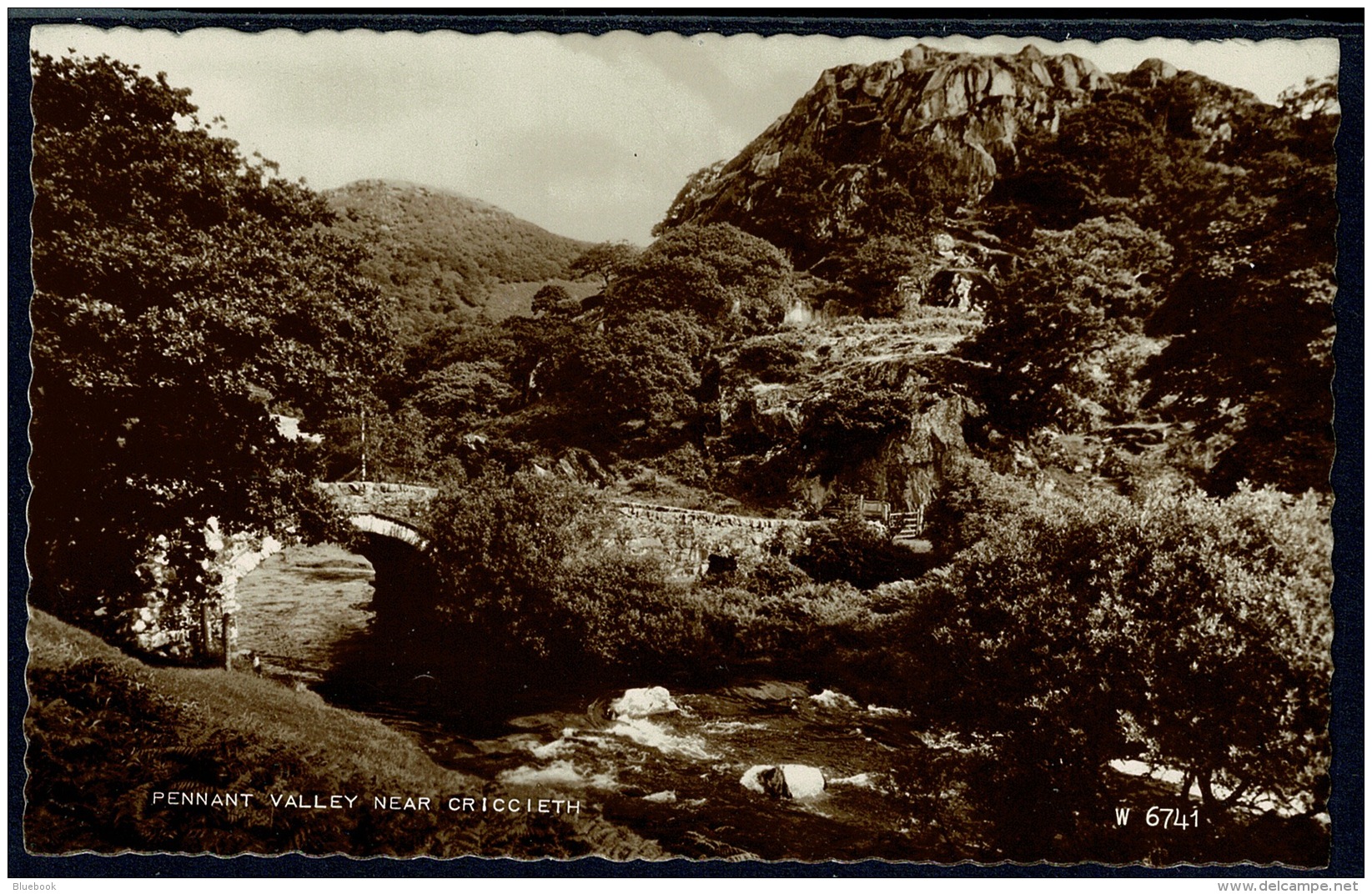 RB 1182 - Real Photo Postcard - Pennant Valley Near Criccieth Caernarvonshire Wales - Caernarvonshire