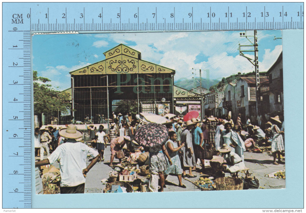 Martinique -  Market In St. Pierre  ( Animée ) Used 1978  Air Mail =&gt; Canada  - Postcard Carte Postale - Other & Unclassified