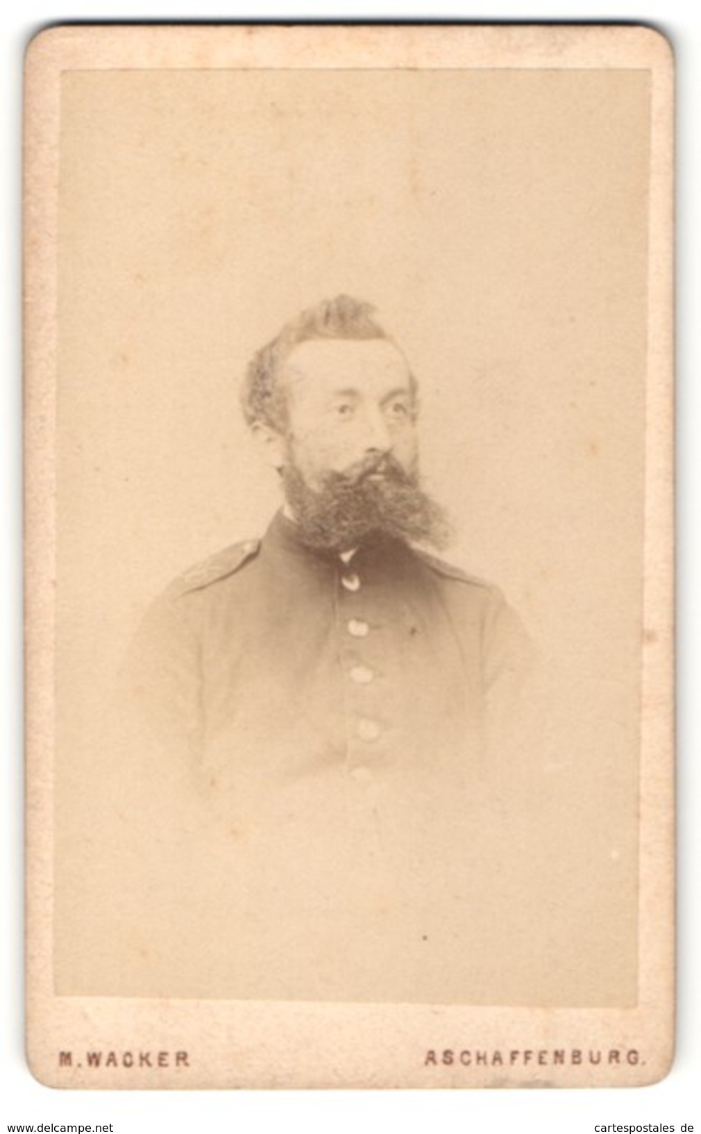 Fotografie M. Wacker, Aschaffenburg, Portrait Soldat Mit Vollbart - Anonymous Persons