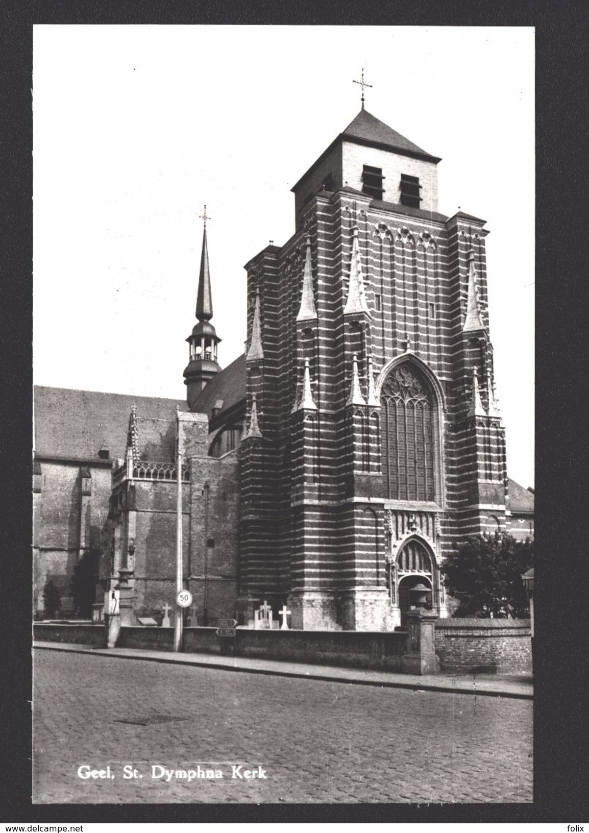 Geel - St. Dymphna Kerk - Uitgave Speelgoed Sauvillier - Fotokaart - Nieuwstaat - Geel