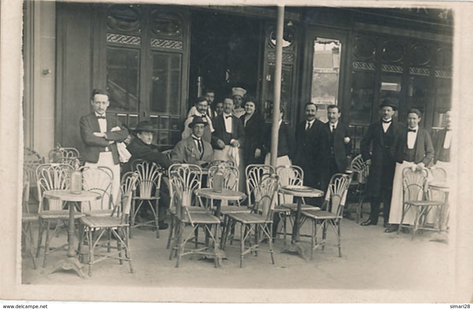 AUTEUIL  - CARTE PHOTO - TERRASSE DE CAFE - Pubs, Hotels, Restaurants