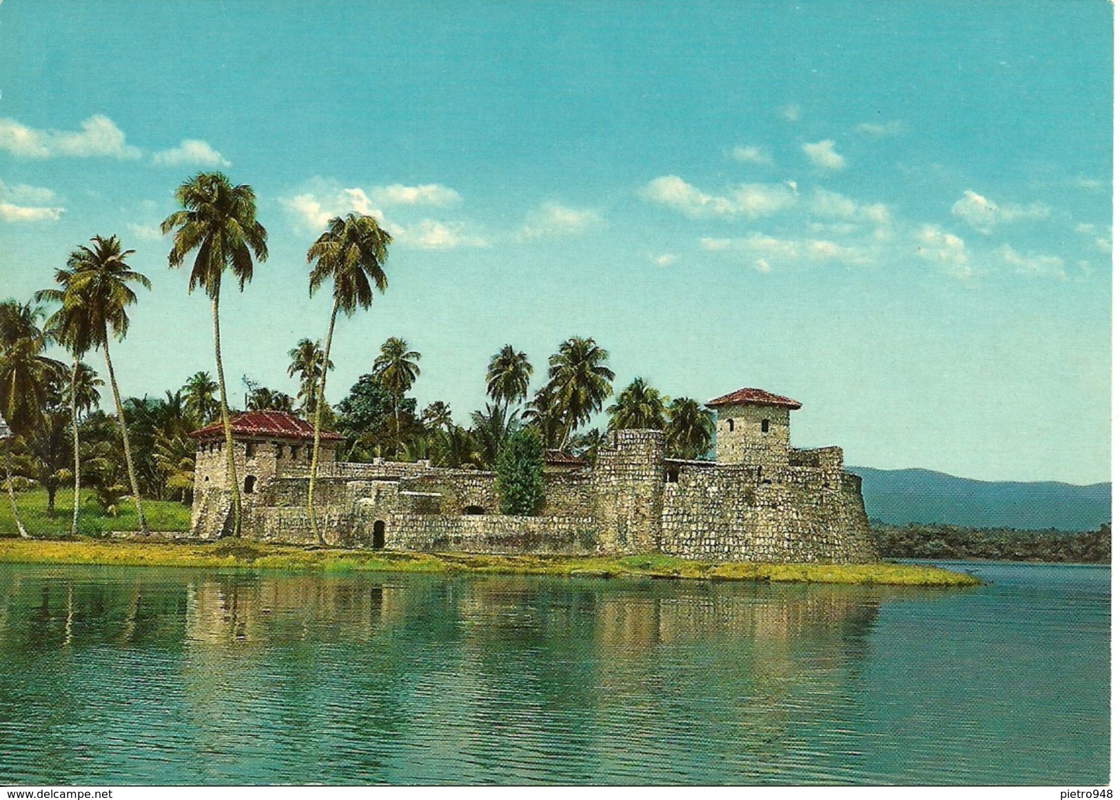 Lago Izabal (Guatemala) Castillo San Felipe De Lara, Rio Dulce, San Felipe De Lara Castle, Rio Dulce - Guatemala