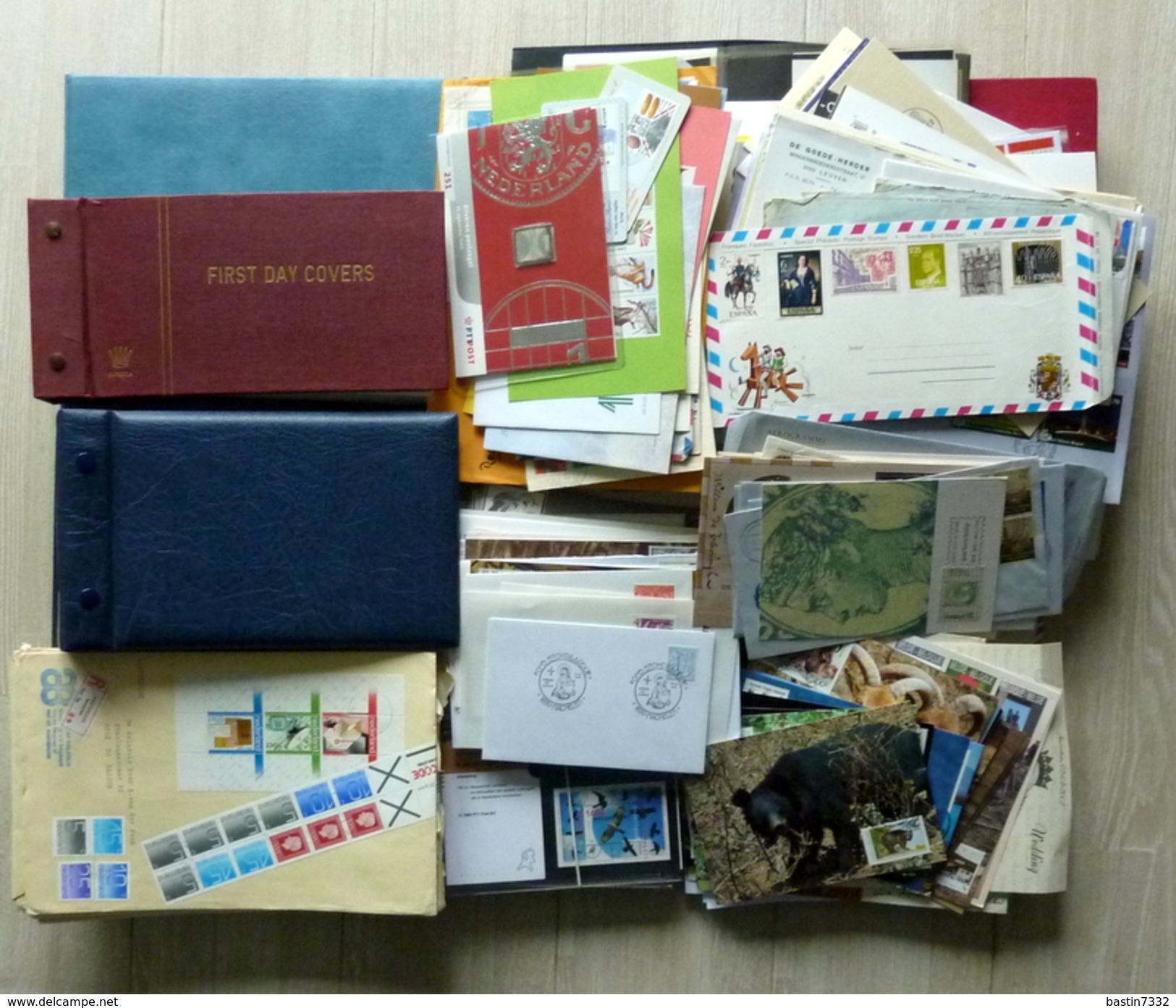 World Big Box FDC/letters/covers/stamps - Verzamelingen (in Albums)