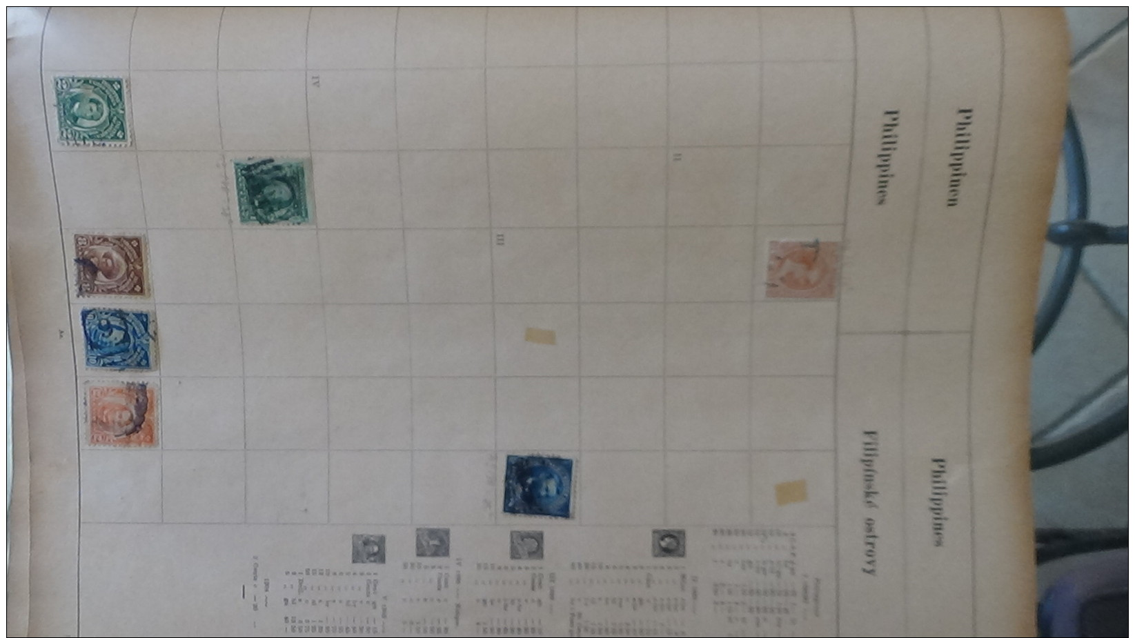 1er timbres de quelques pays du monde sur feuilles d'album. A saisir !!!