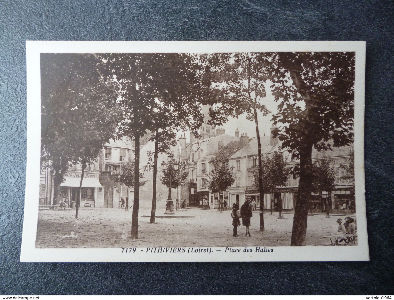 Cpa 45 Pithiviers Place Des Halles - Pithiviers