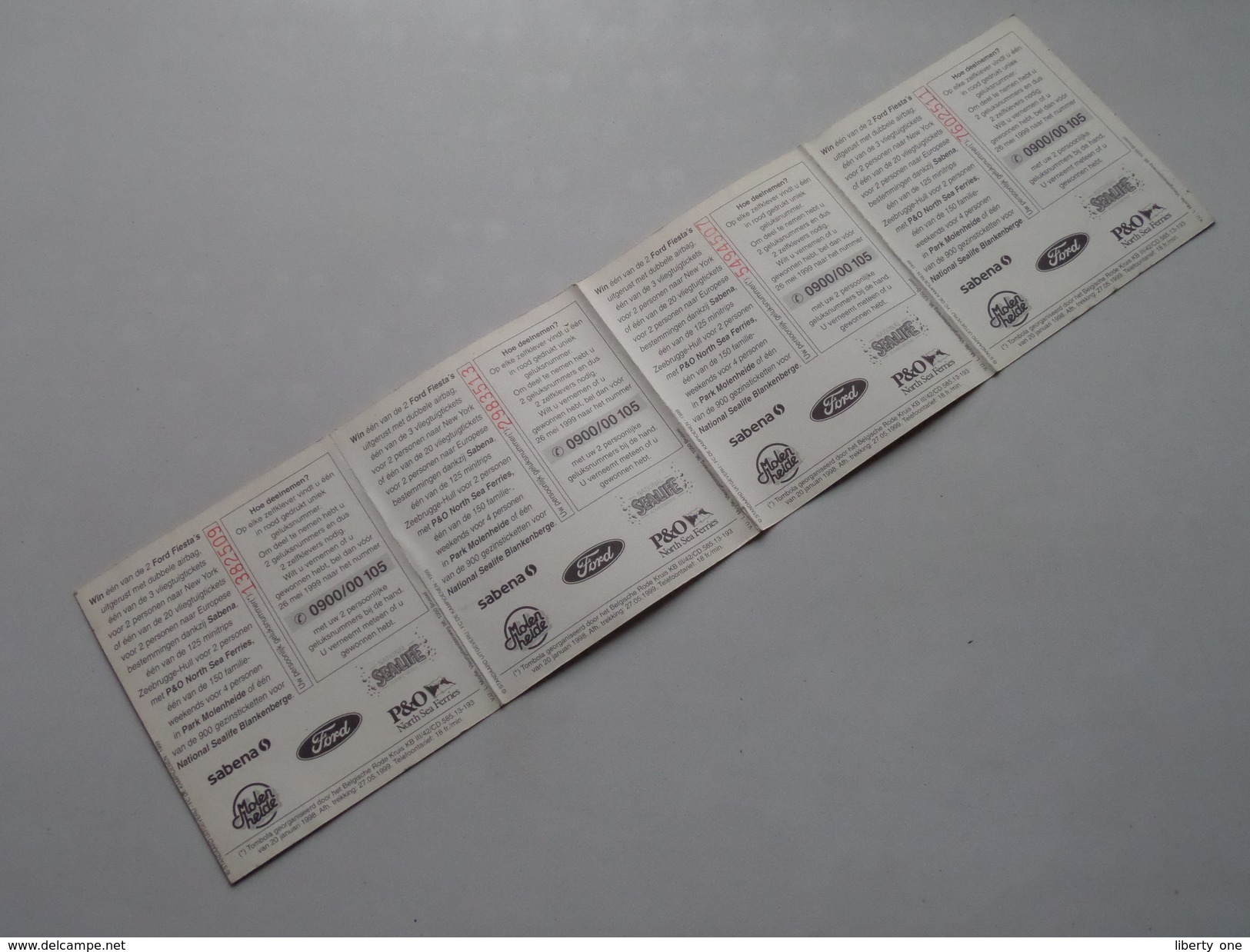 Het BELGISCHE RODE KRUIS 1999 ( Zie Foto Voor Details ) Zelfklever Sticker Autocollant ( Croix Rouge ) ! - Pegatinas