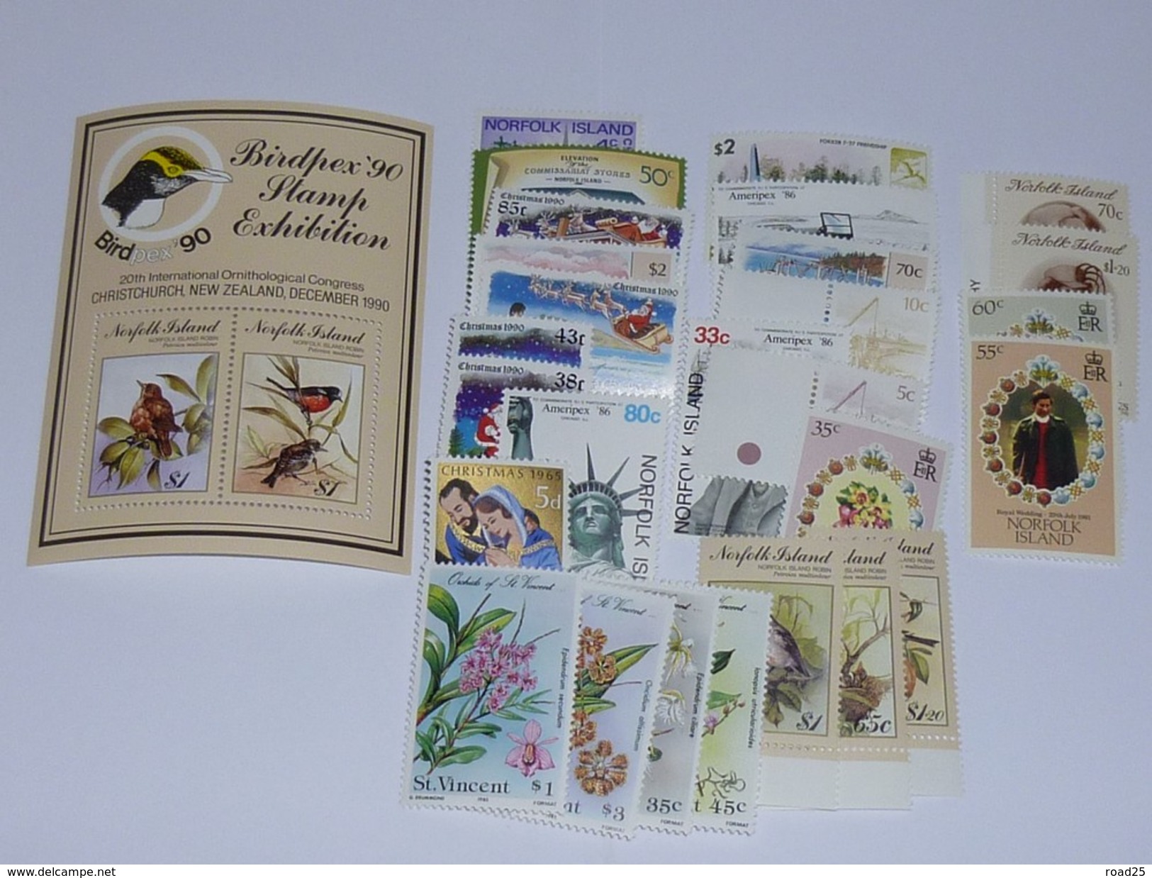 Océanie : stock de timbres neuf sans charnière sous pochettes, tout pays et territoires