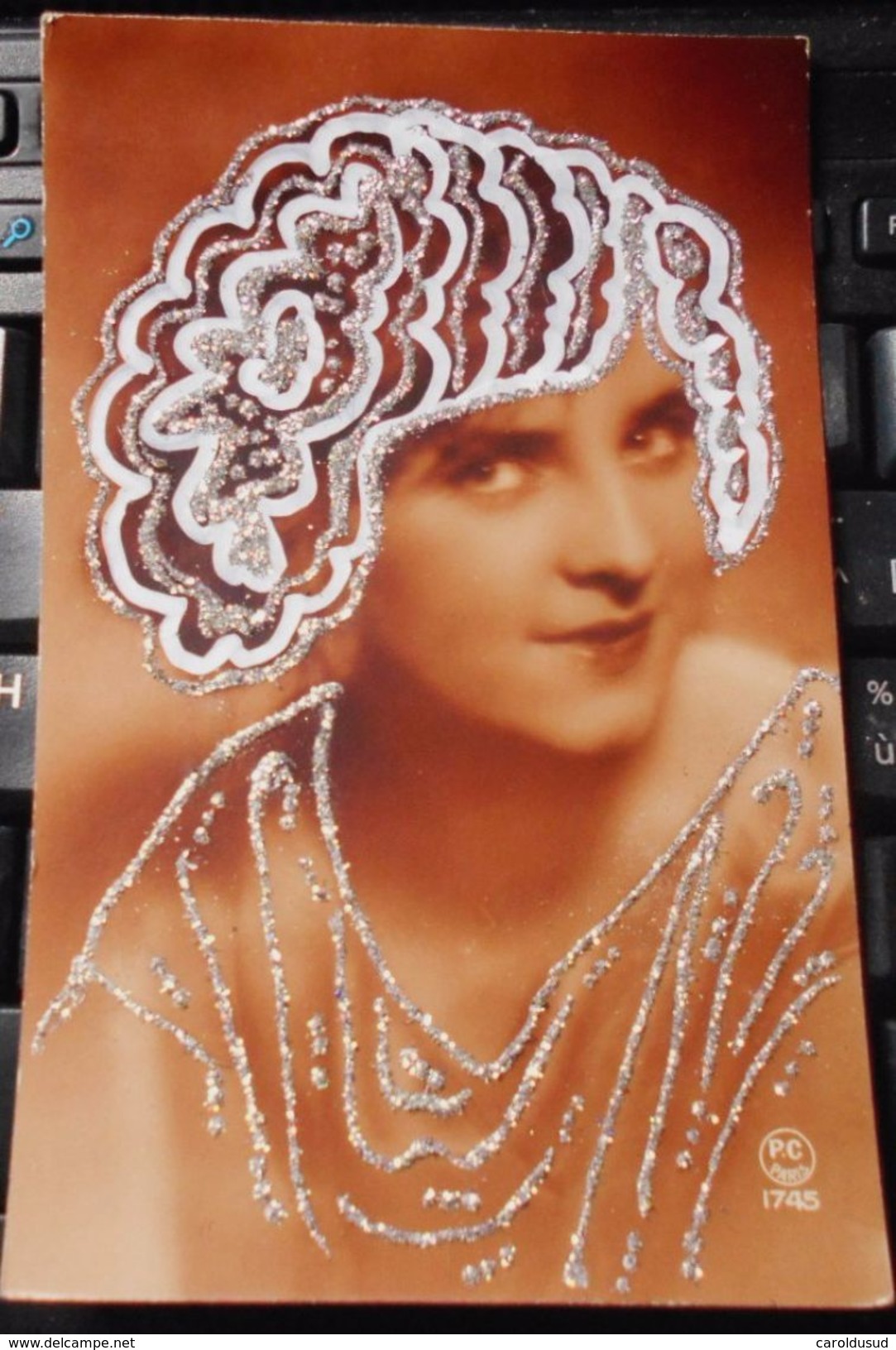 PHOTO FOND BRUN CP 1745 PORTRAIT FEMME CATHERINE COIFFE FANTAISIE ART NOUVEAU BUSTE PAILLETTES ARGENT ET AQUARELLE - Saint-Catherine's Day