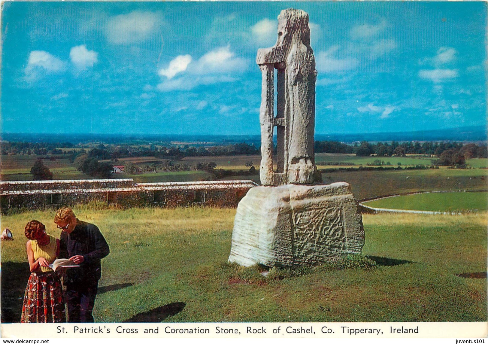 CPSM St.Patrick’s Cross And Coronation Stone,Rock Of Cashel,Tipperary    L2487 - Tipperary
