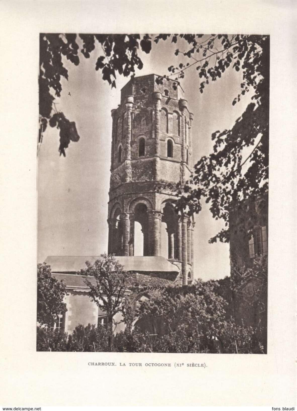 1944 - Héliogravure - Charroux (Vienne) - La Tour Octogone - FRANCO DE PORT - Non Classés