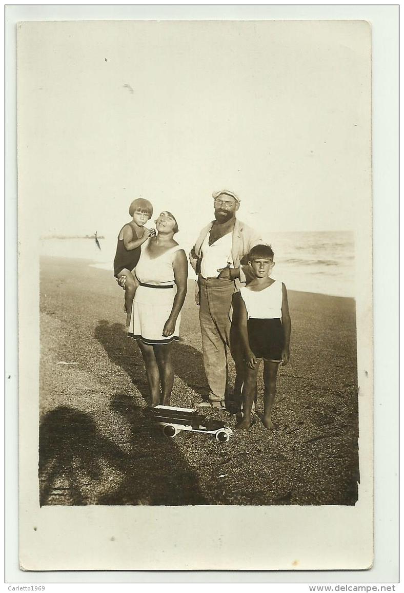 FOTO FAMIGLIA AL MARE ANNI 40 - NV FP - Fotografie