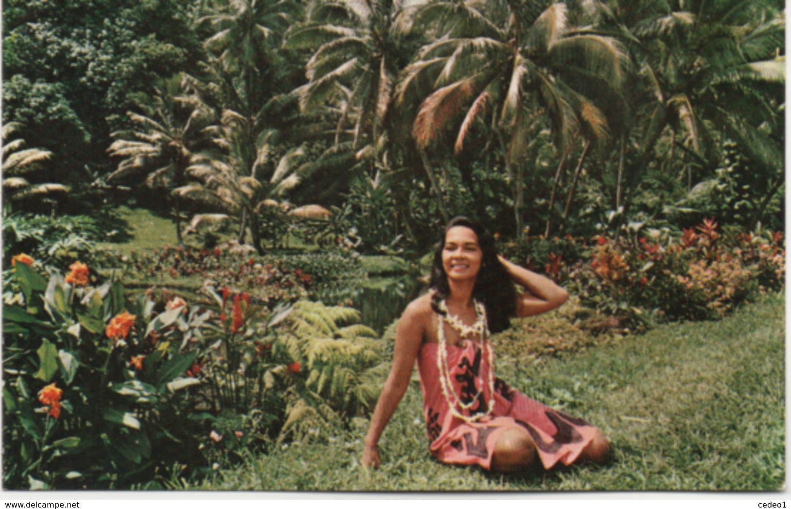 IMAGE DU FILM THE CORAL ISLAND  AVEC UNE VAHINE - Polynésie Française