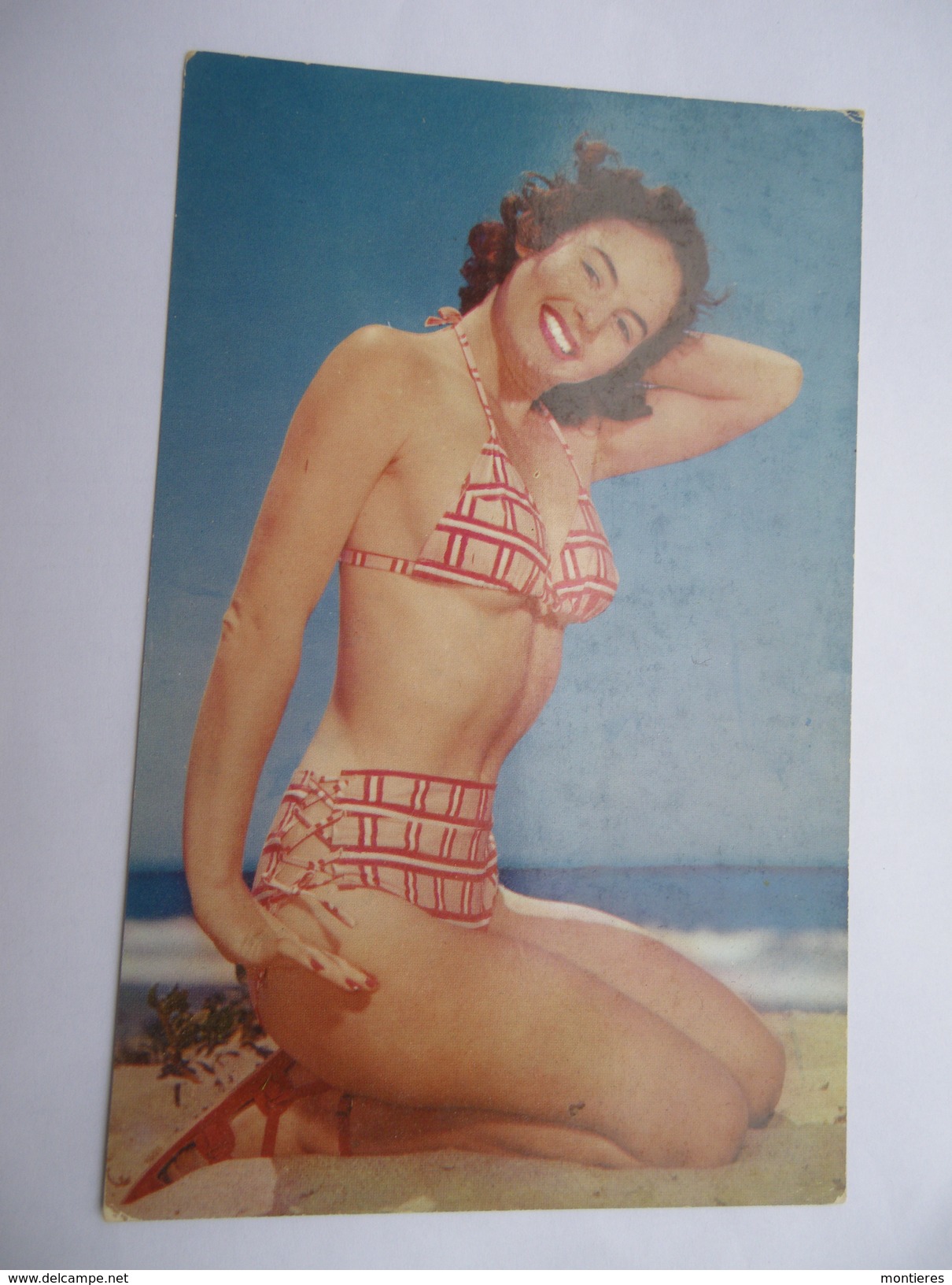 CPSM PIN UP - Femme En Bikini - Color R Card USA - Pin-Ups