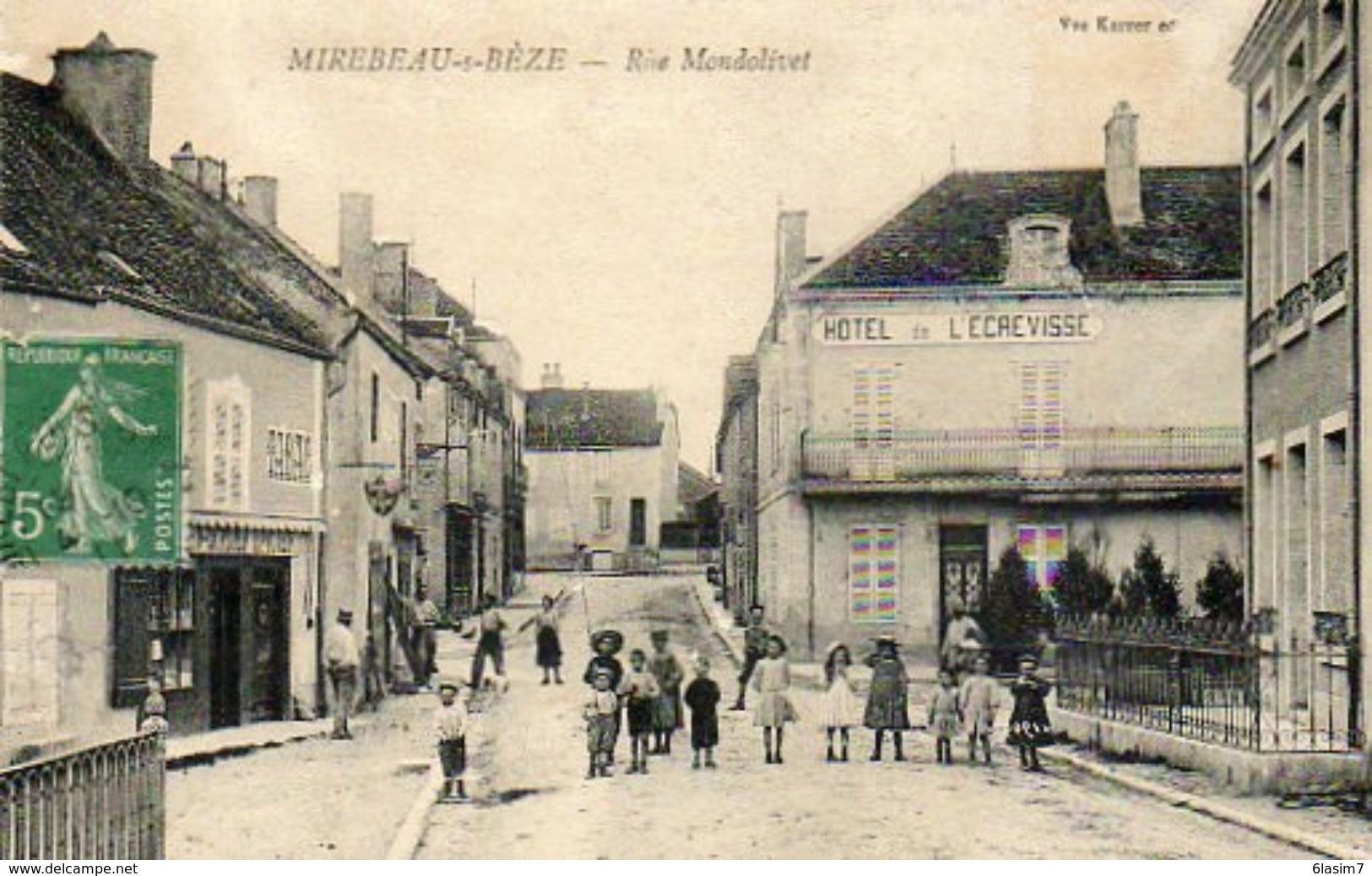 CPA - MIREBEAU-sur-BèZE (21) - Aspect De La Rue Mondolivet Et De L'Hôtel De L'Ecrevisse En 1911 - Mirebeau