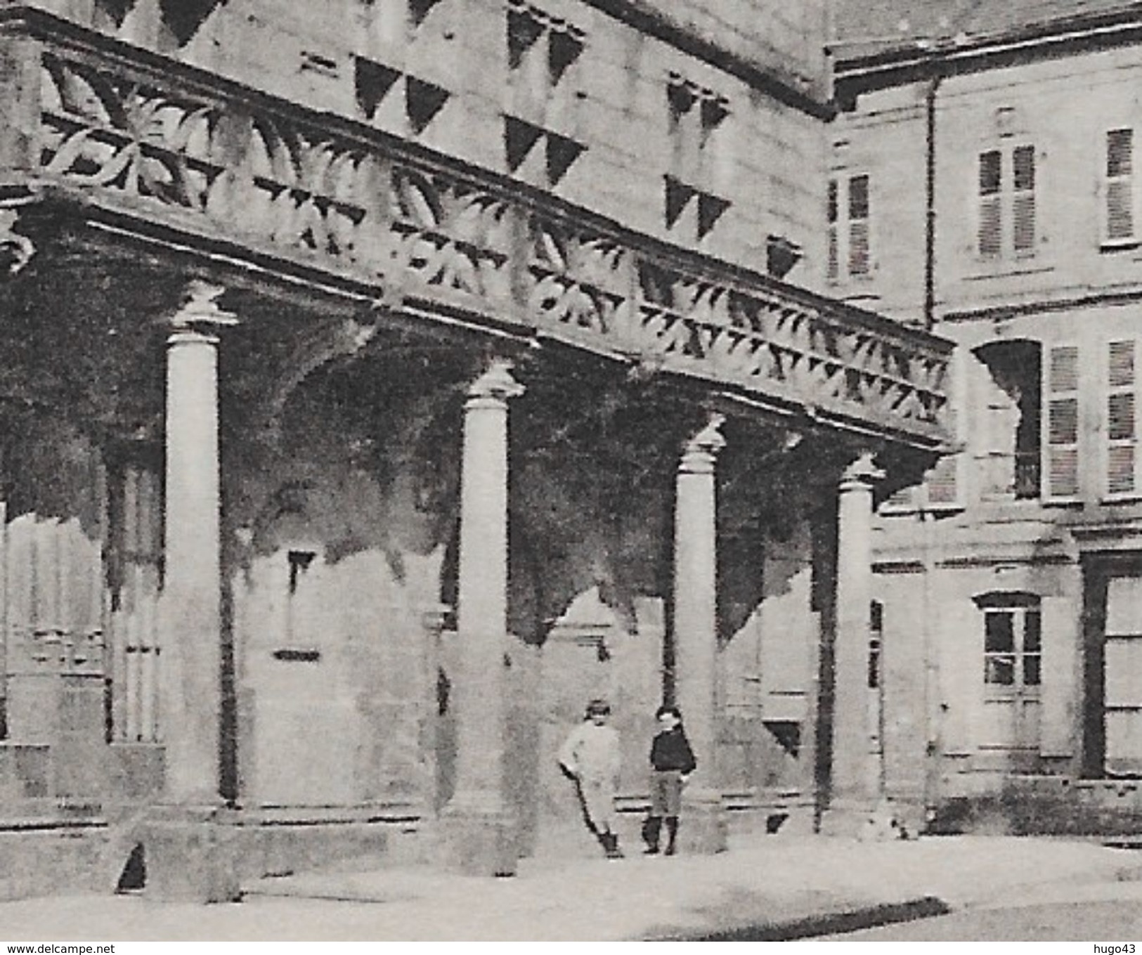 LUXEUIL LES BAINS - N° 513 - ANCIEN HOTEL DU CARDINAL JOUFFROY AVEC ENFANTS - CPA NON VOYAGEE - Luxeuil Les Bains