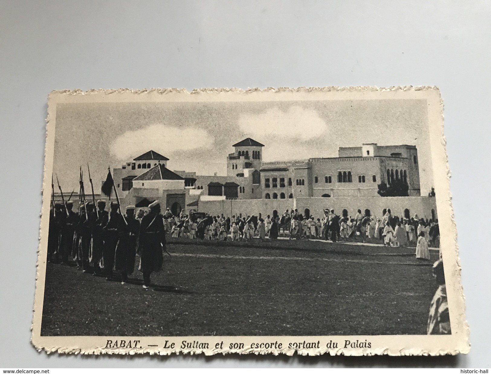 RABAT Le Sultan Et Son Escorte Sortant Du Palais - Rabat