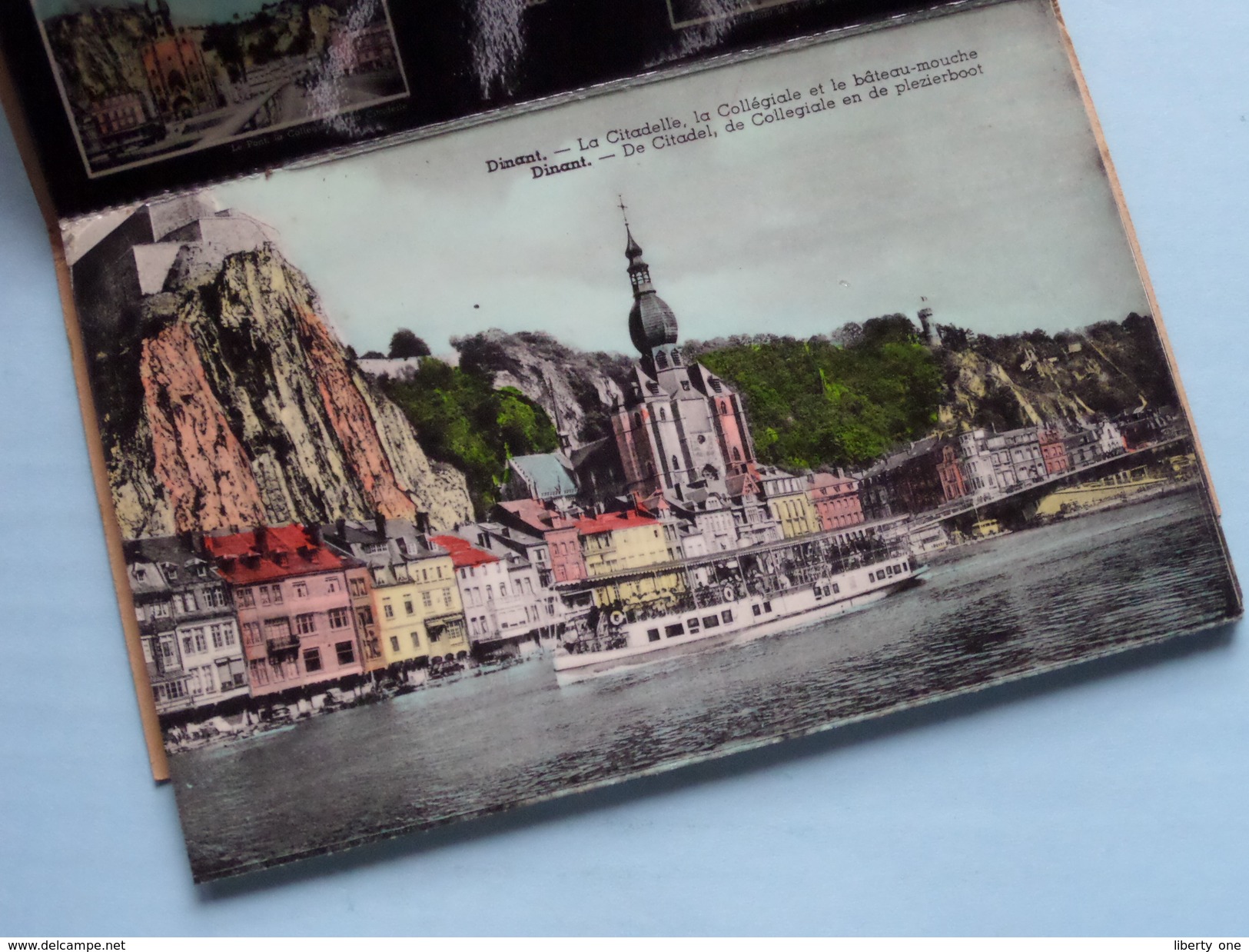 Souvenir / Aandenken DINANT ( La Citadelle De Dinant - P.I.B. ) Carnet 10 Pcs. Coloriées Glacées ( Zie Foto's ) ! - Viroinval