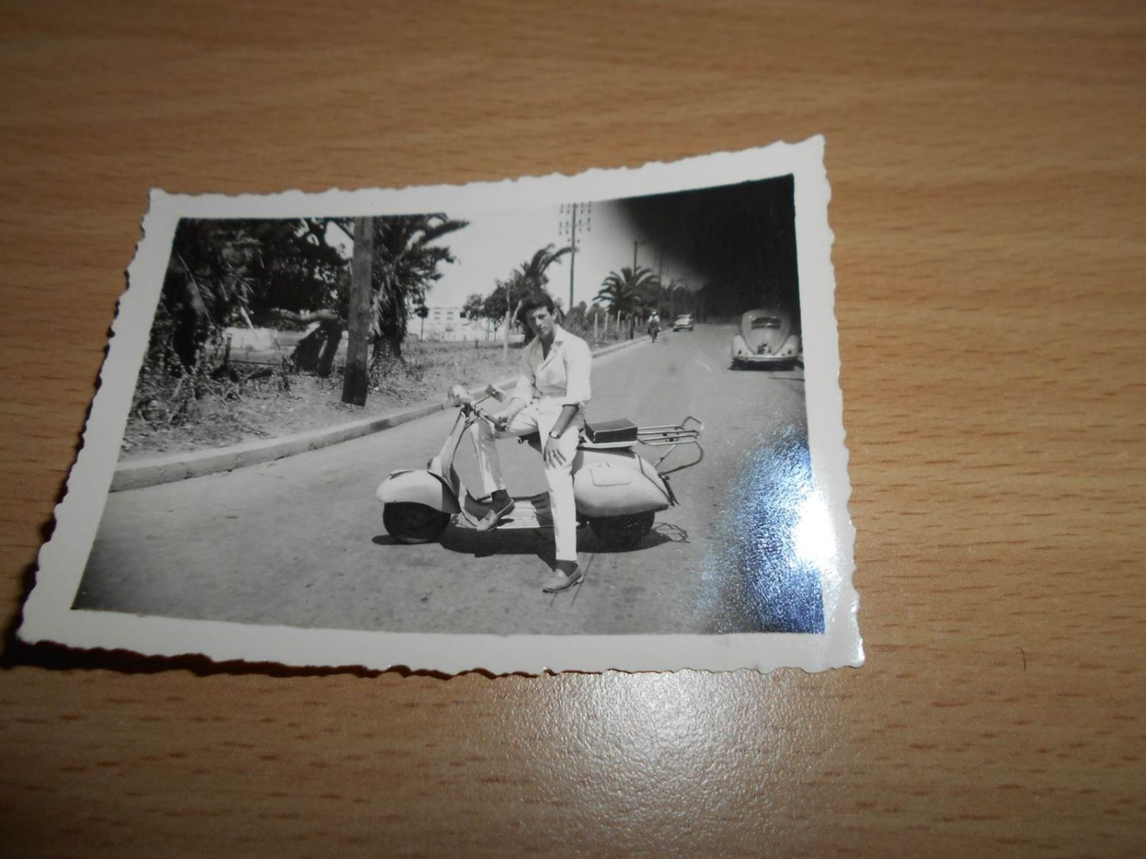 1329  , Photo, ALGERIE, Scooter Ancien, Vespa??, 1960 - Automobiles