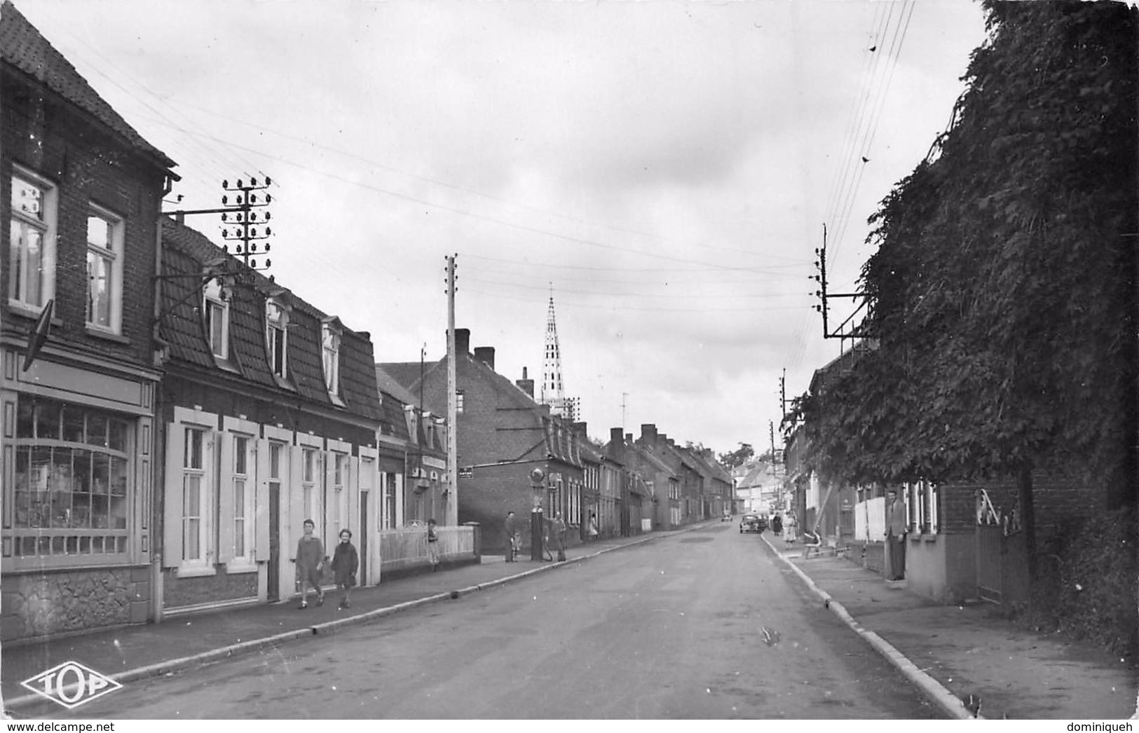 Lot de 50 CPSM petit format différentes régions de France quelques animations