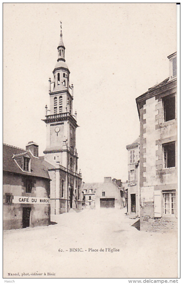 3135344Binic, Place De L'Eglise Café Du Marché - Binic