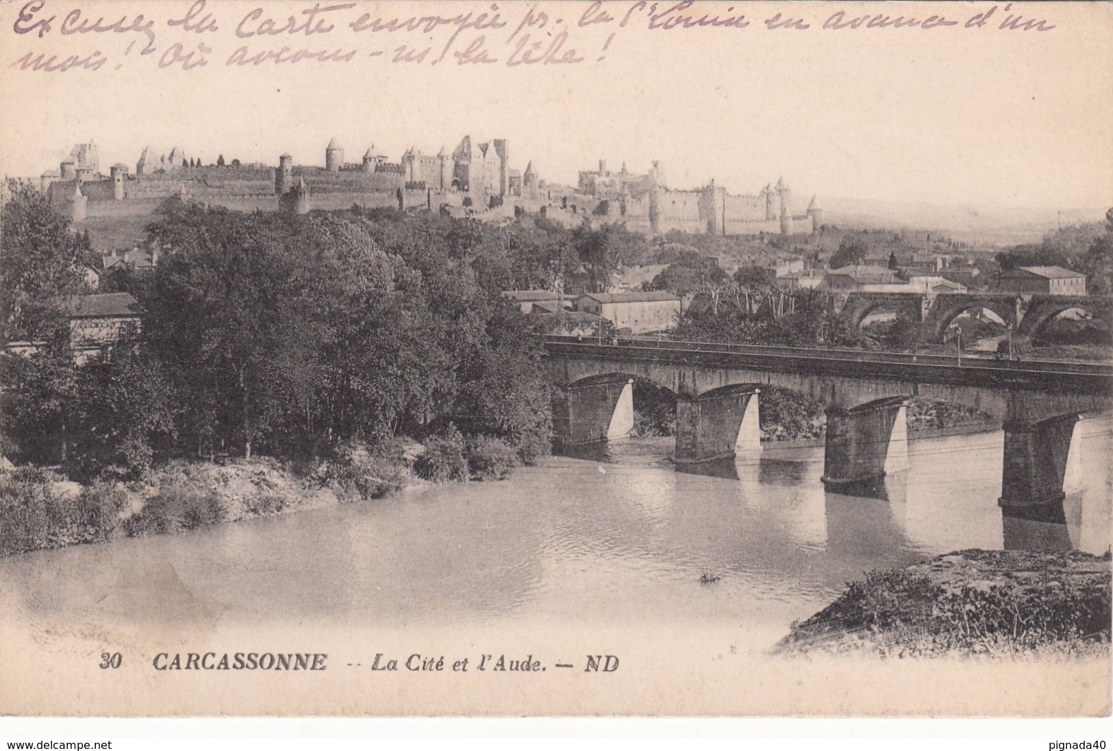 Cp , 11 , CARCASSONNE , La Cité De L'Aube - Carcassonne