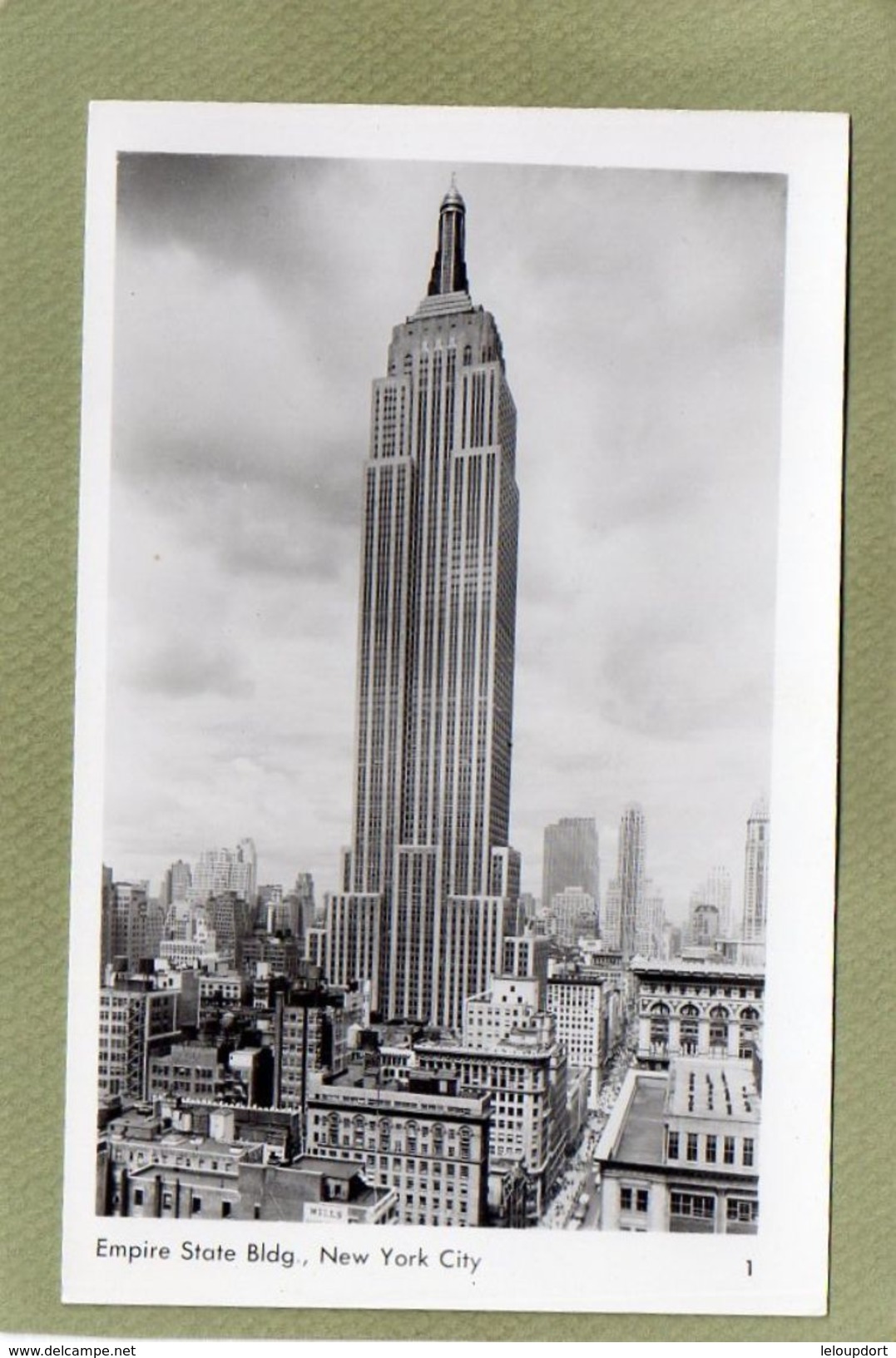 EMPIRE STATE BUILDING  NEW YORK CITY - Empire State Building