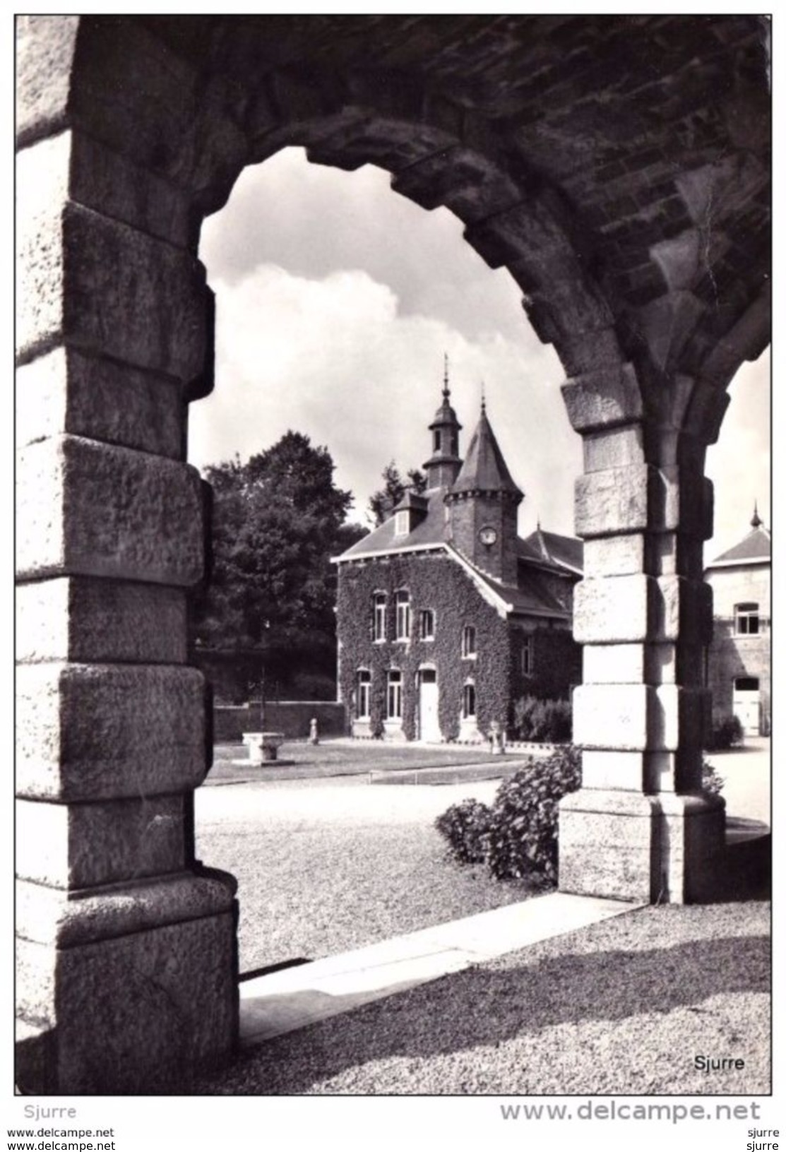 Domaine De RONCHINNE / Assesse - Kasteel - Château Pavillon CARILLON - Assesse