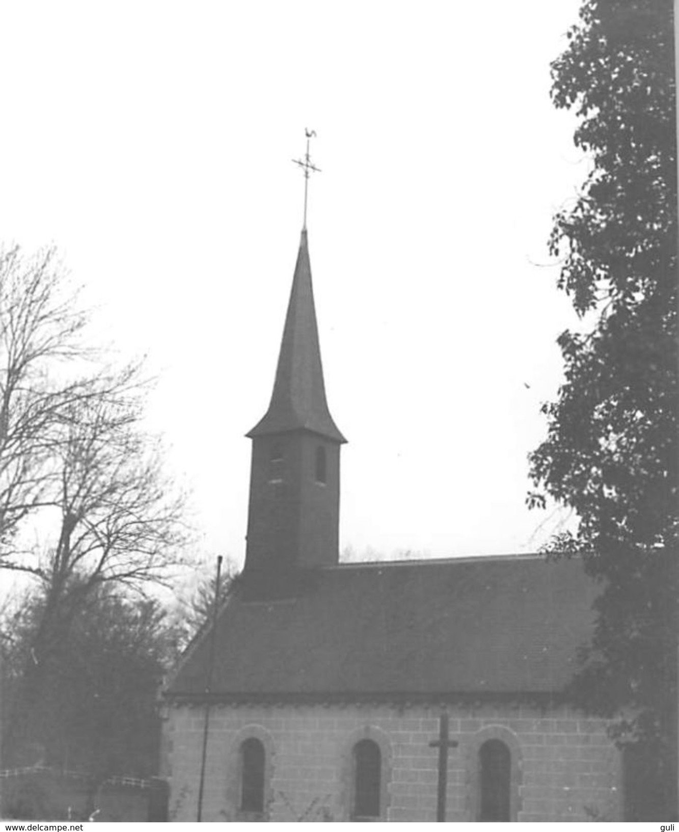 LE MENIL-VICOMTE MINI Photo Originale  Photo Format 8 X 10 Cms LE MENIL-VICOMTE Eglise (28 Avril 1977)(61240 Canton RaI) - Places