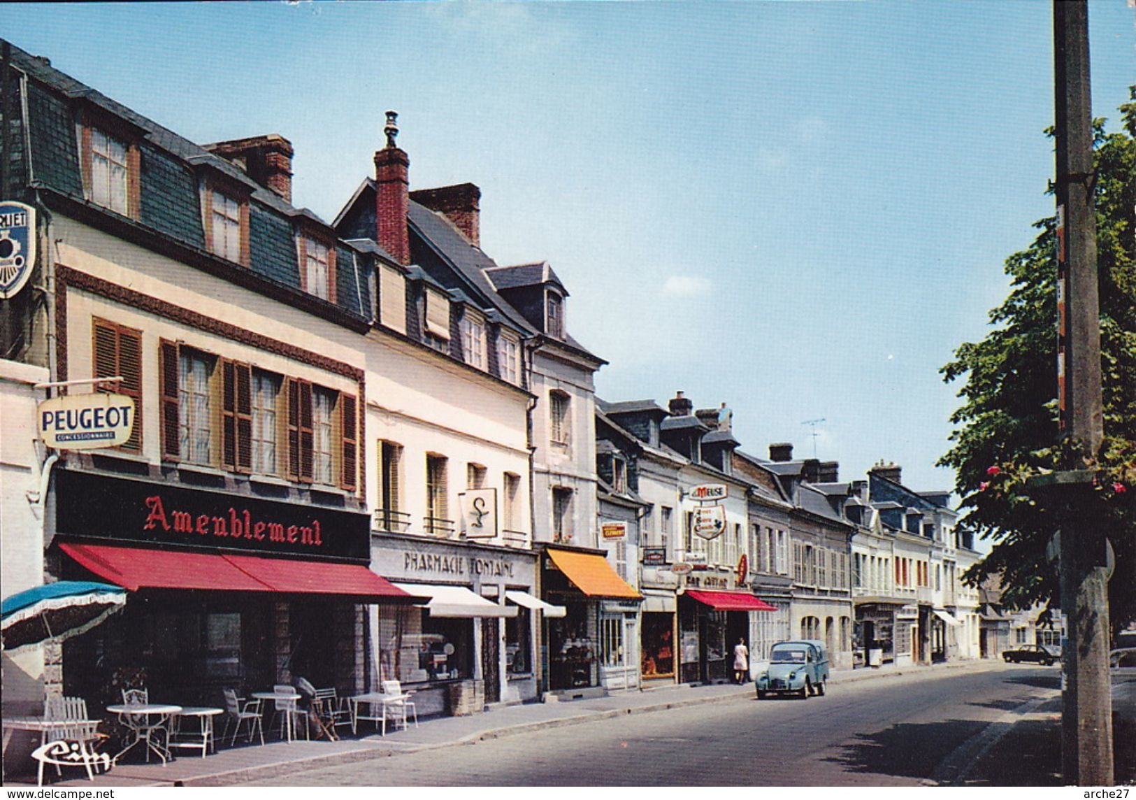 CPSM - 27 - LE NEUBOURG - Rue De La République - 103 - Le Neubourg