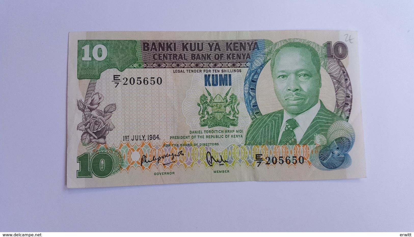 KENIA 10 KUMI 1984 - Kenya