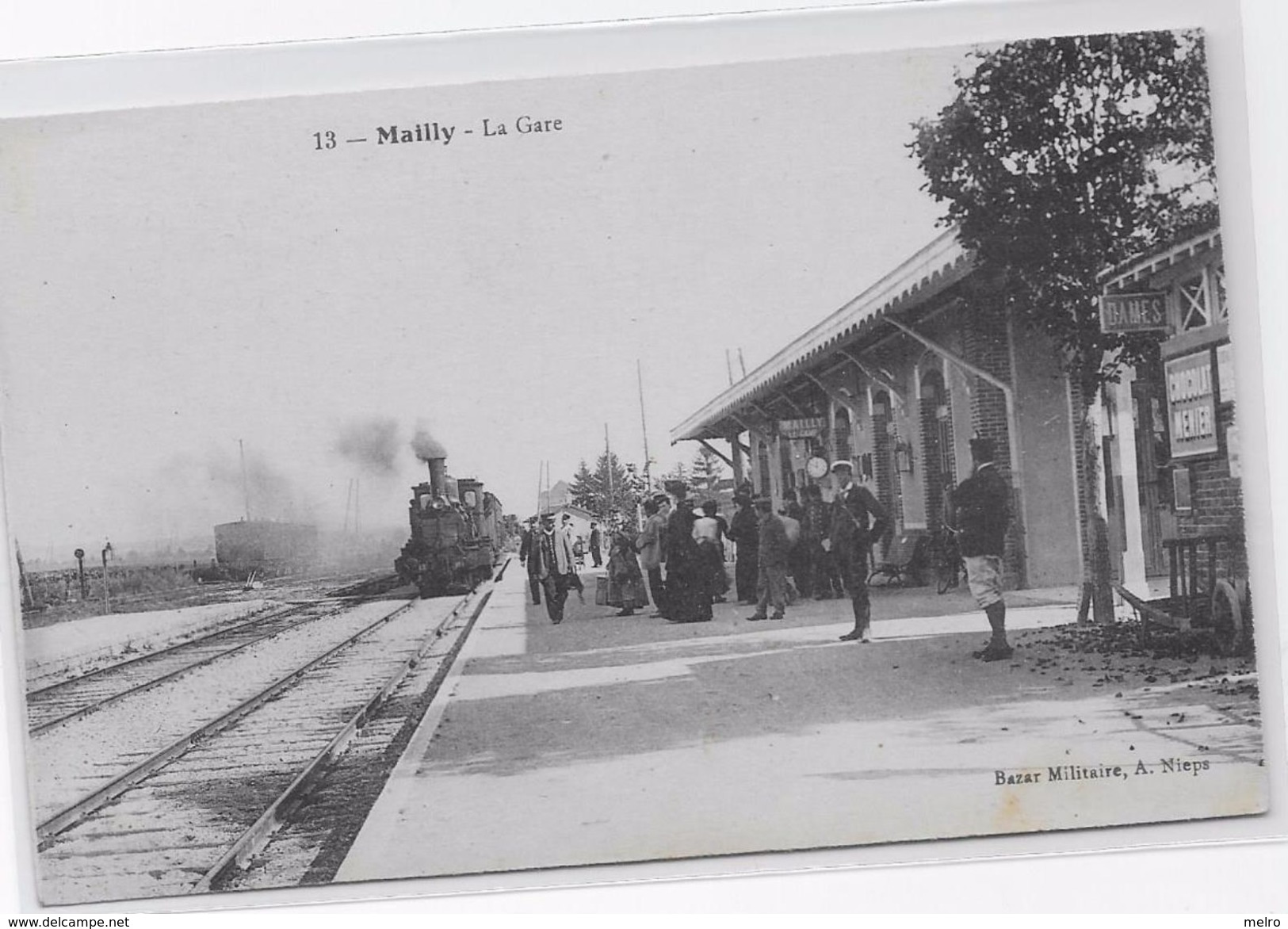 CPA - MAILLY - La GARE. - Gares - Avec Trains