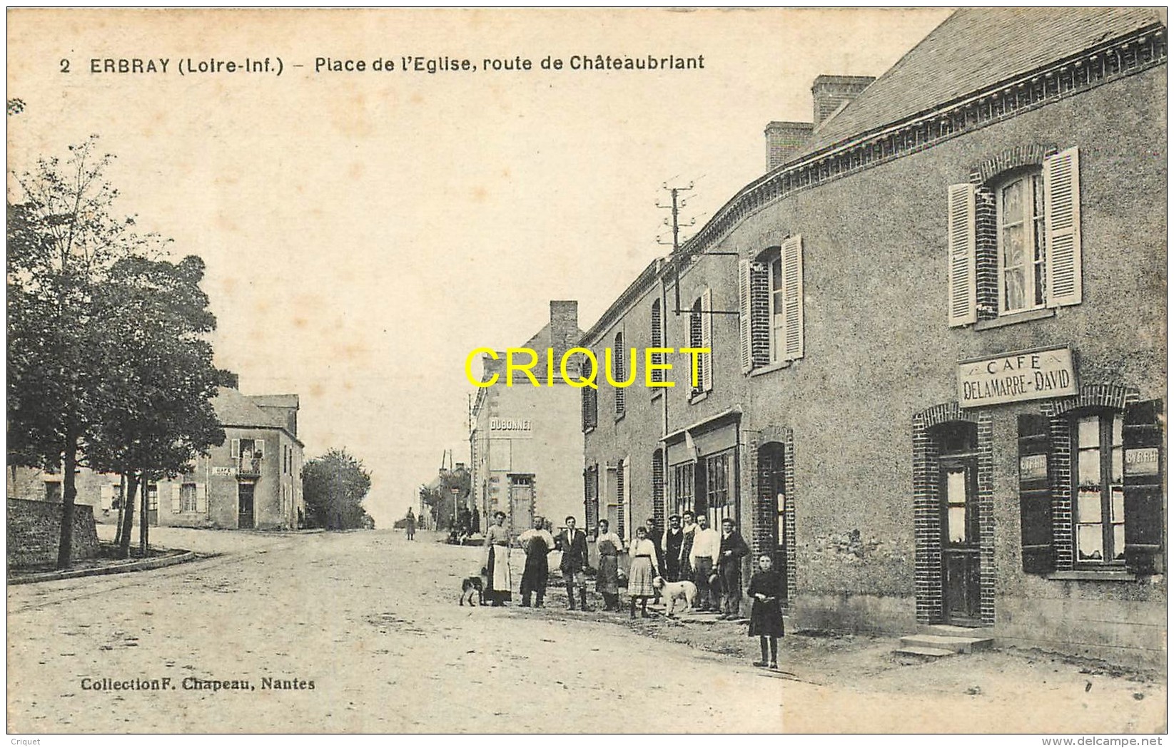 44 Erbray, Place De L'Eglise, Route De Chateaubriant, Animation Devant Le Café-Tabac, Carte Pas Courante - Autres & Non Classés