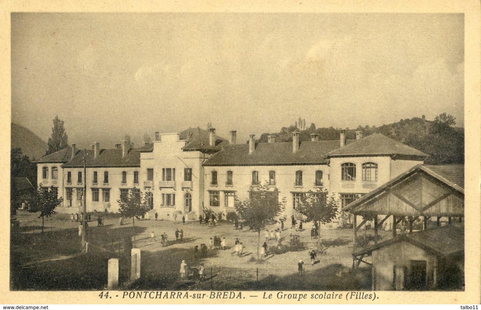 38 - Pontcharra Sur Breda - Le Groupe Scolaire - Filles - Pontcharra