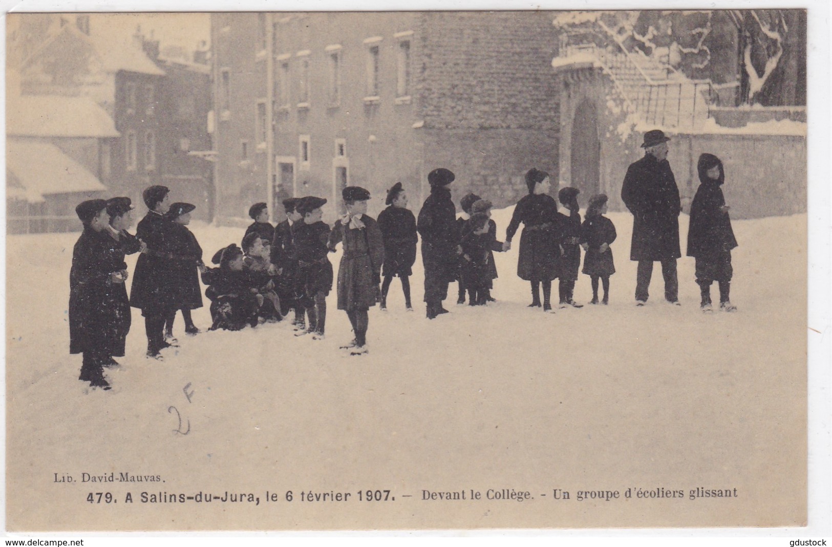 Jura - A Salins-du-Jura, Le 6 Février 1907 - Devant Le Collège - Un Groupe D'écoliers Glissant - Other & Unclassified