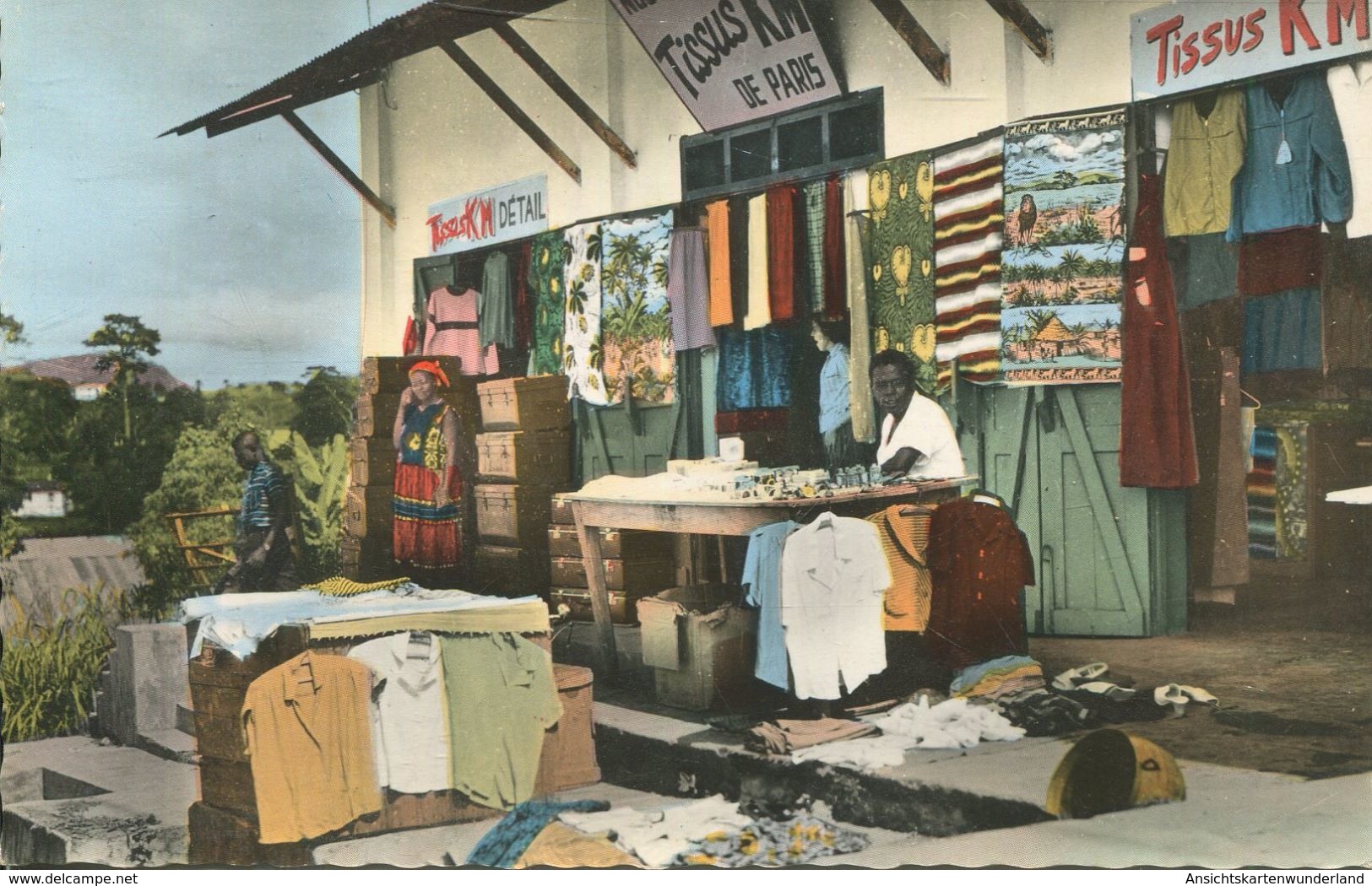 Yaoundé - Une Vue Du Marché (002316) - Kamerun