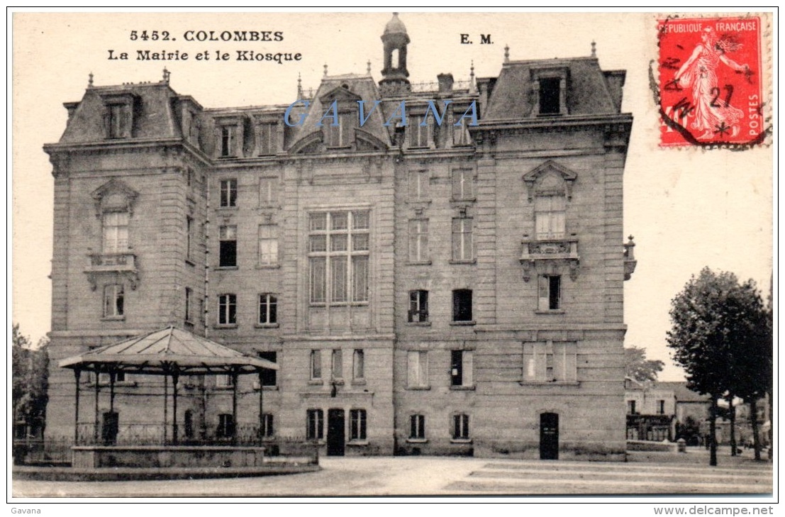 92 COLOMBES - La Mairie Et Le Kiosque - Colombes