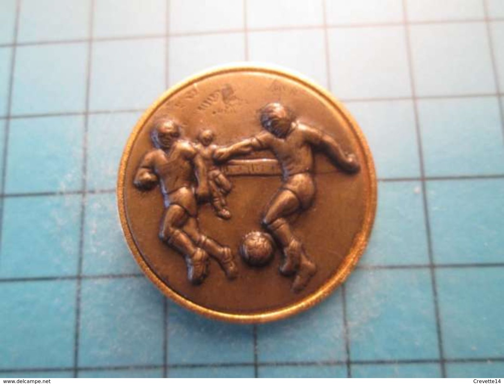 Pin513j Pin's Pins : Rare Et Belle Qualité : SPORT FOOTBALL - Football