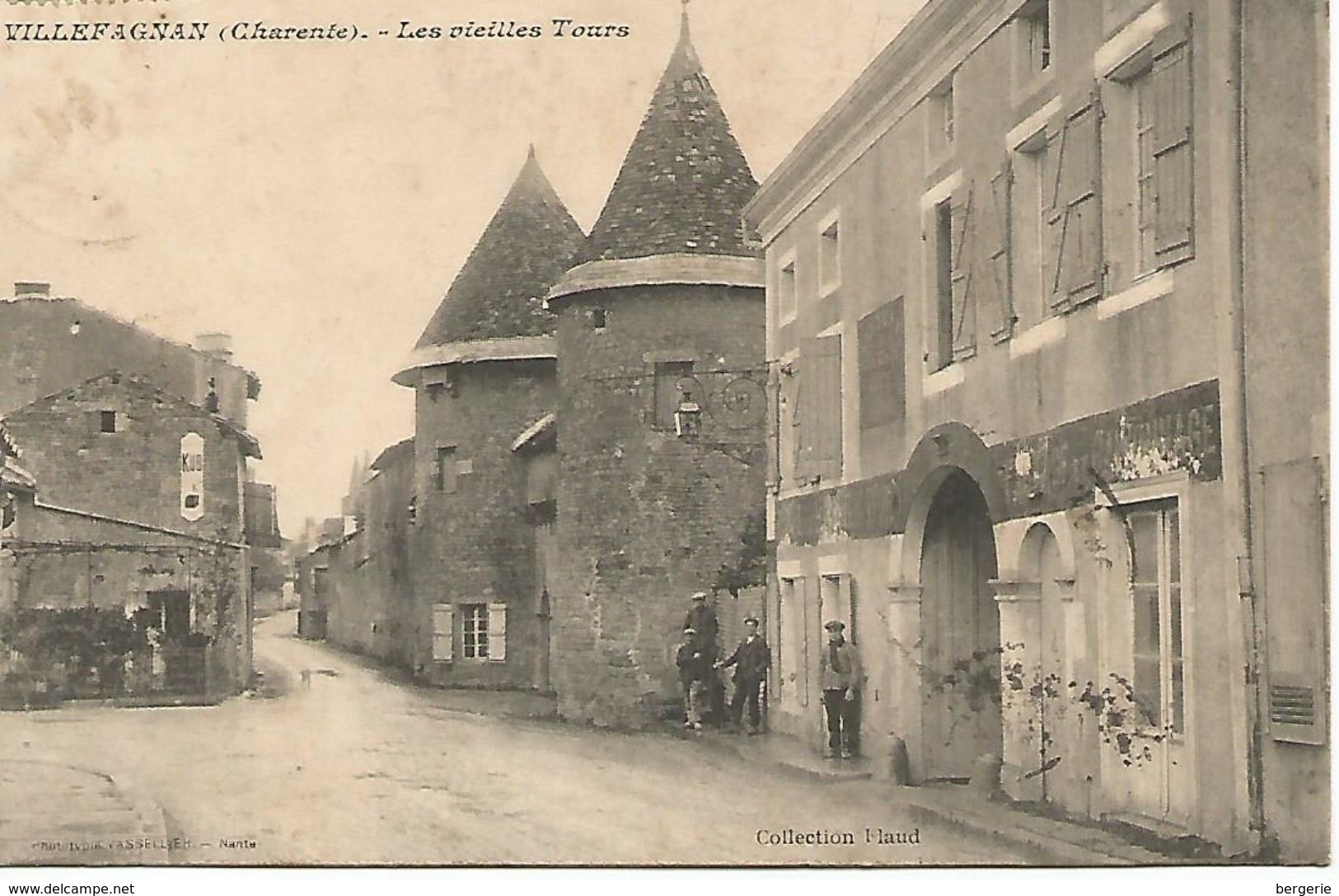 16     Villefagnan      Les Vieilles Tours - Villefagnan