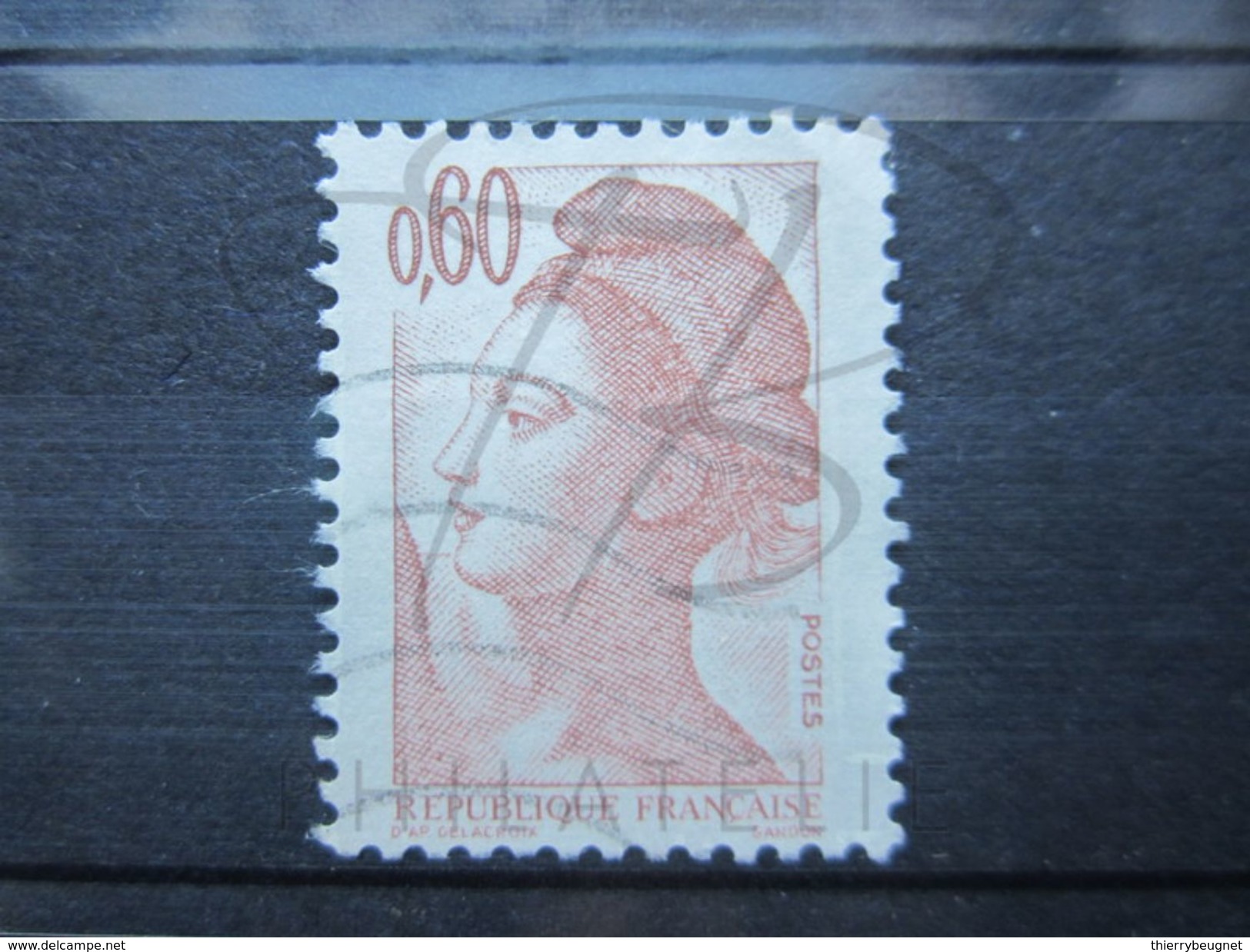 VEND BEAU TIMBRE DE FRANCE N° 2239 , POINTS DE PHOSPHORE !!! - Usados