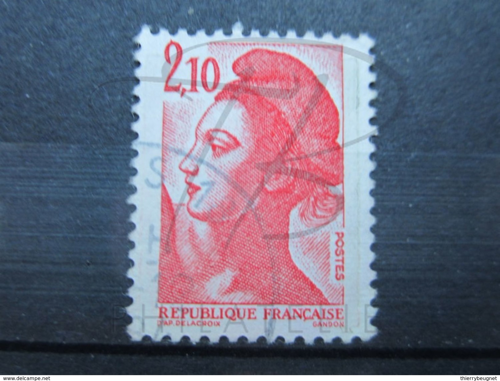 VEND BEAU TIMBRE DE FRANCE N° 2319 , " 2 " AVEC CORNE !!! - Usados