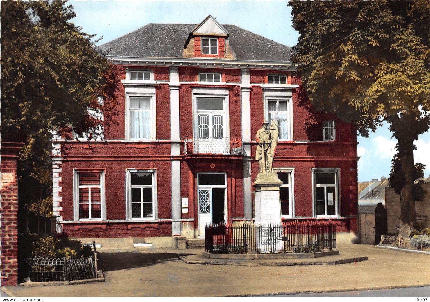 Dour Wihéries Monument Aux Morts - Dour