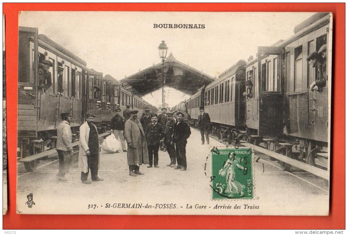 GAM-27  Saint-Germain-des-Fossés  La Gare, Arrivée Des Trains. TRES ANIME. Cachet Frontal En 1919 - Andere & Zonder Classificatie