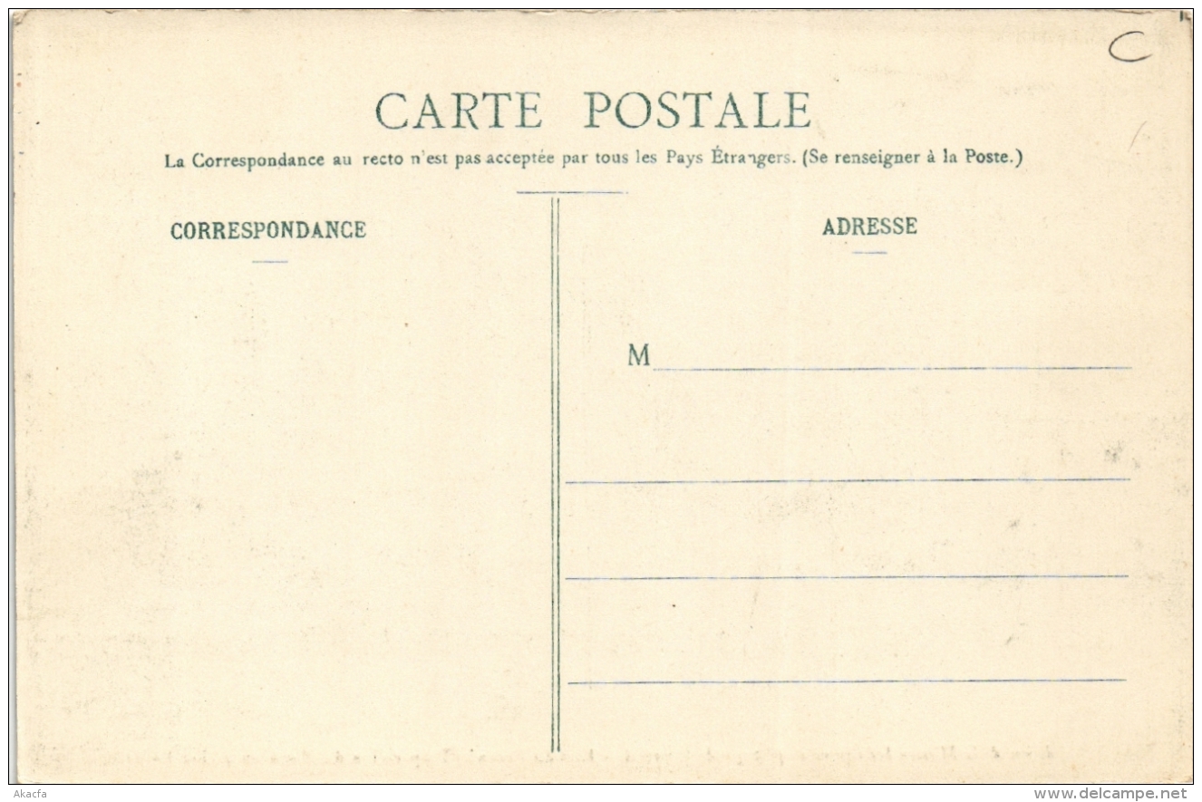 CPA Etat Du PARANA Preparation Du Matte En Pleine Foret. Ed. De La Maison Bresilienne De Propagande BRAZIL (a4724) - Otros & Sin Clasificación