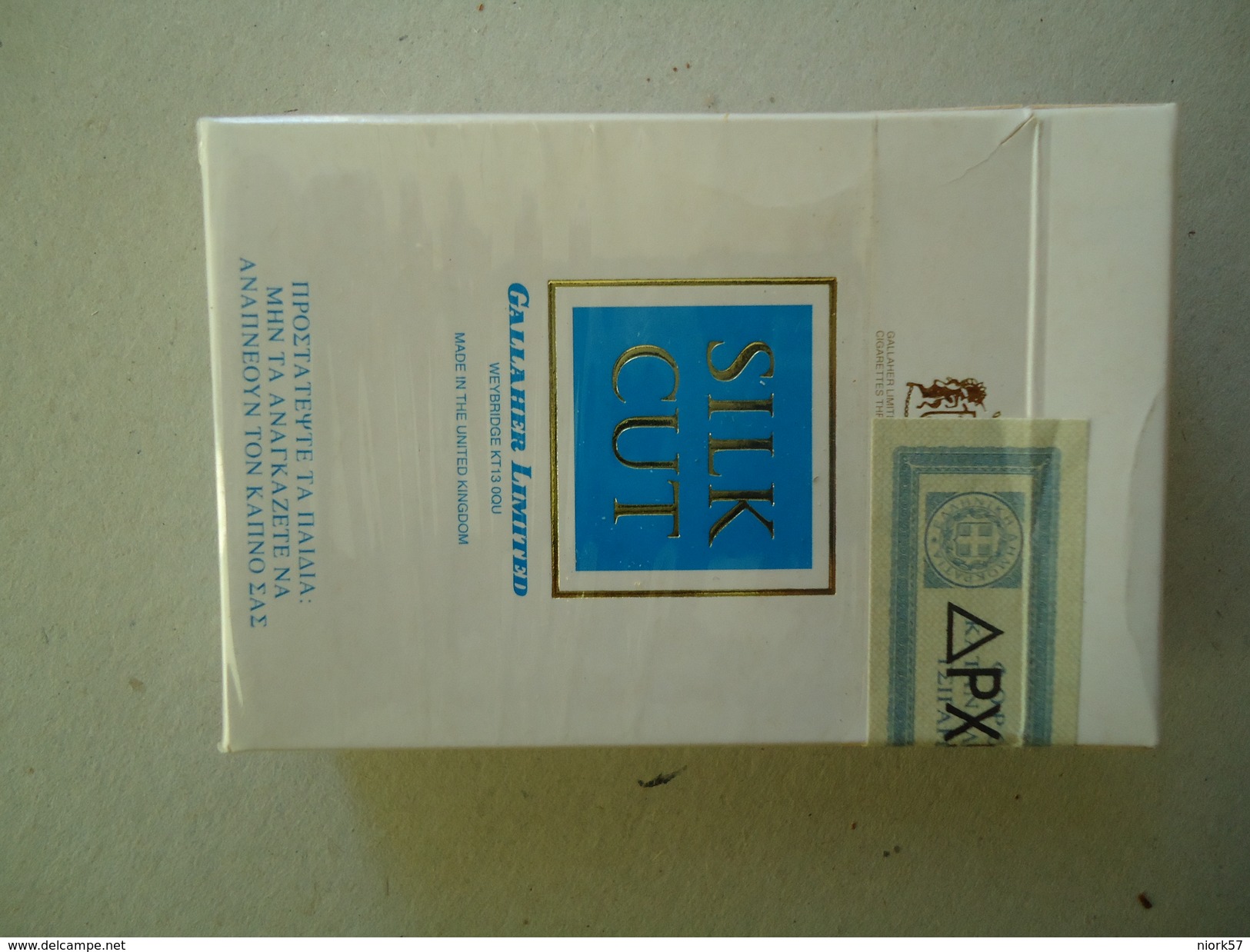 GREECE EMPTY TOBACCO BOXES IN DRACHMAS  SILK CUT - Schnupftabakdosen (leer)