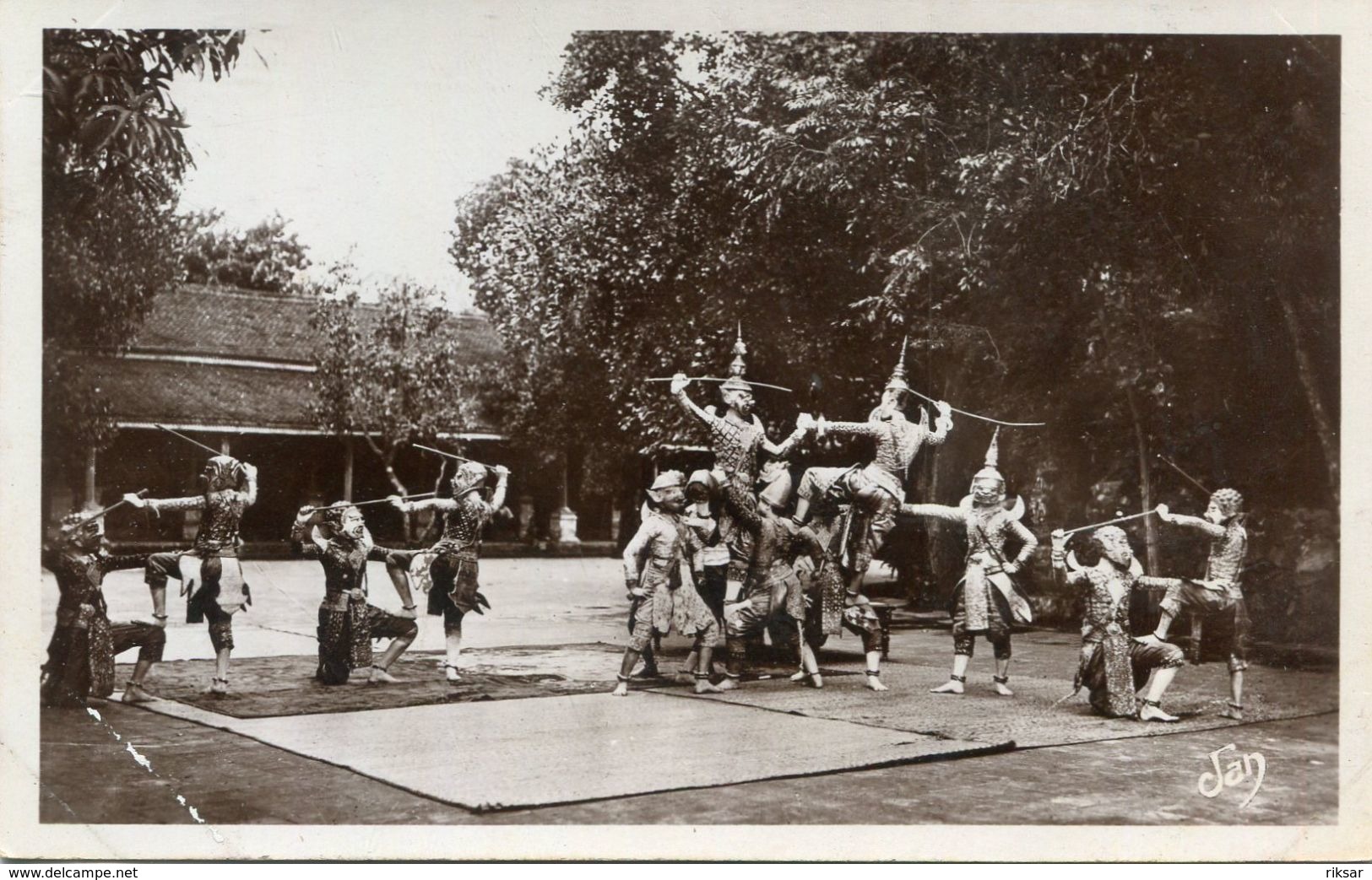 CAMBODGE(TYPE) DANSE - Cambodia