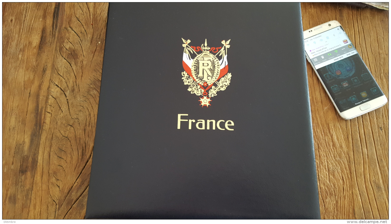 LOT 378339 ALBUM DE TIMBRE DAVO LUXE ET ETUI DE FRANCE VIDE ANNEE 1991 A 2000 PORT 10 EUROS - Colecciones (en álbumes)