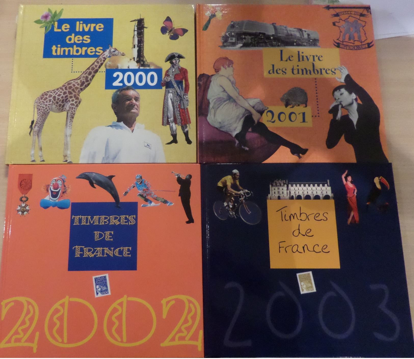 France Quatre "Livres De La Poste" Années Complètes 2000/2001/2002 Et 2003 Neufs ** MNH. TB. A Saisir! - Ungebraucht