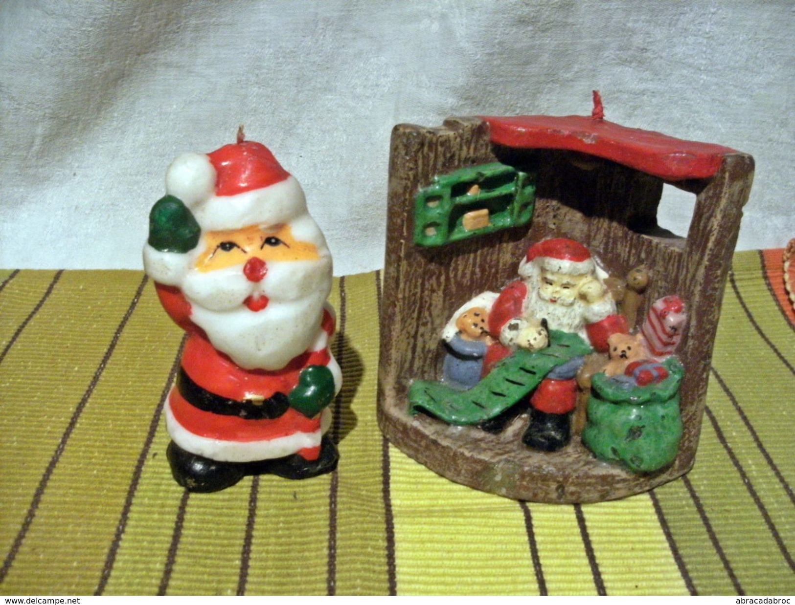 2 Jolies Bougies Decoratives Noel - Pere Noel - Decorative Items